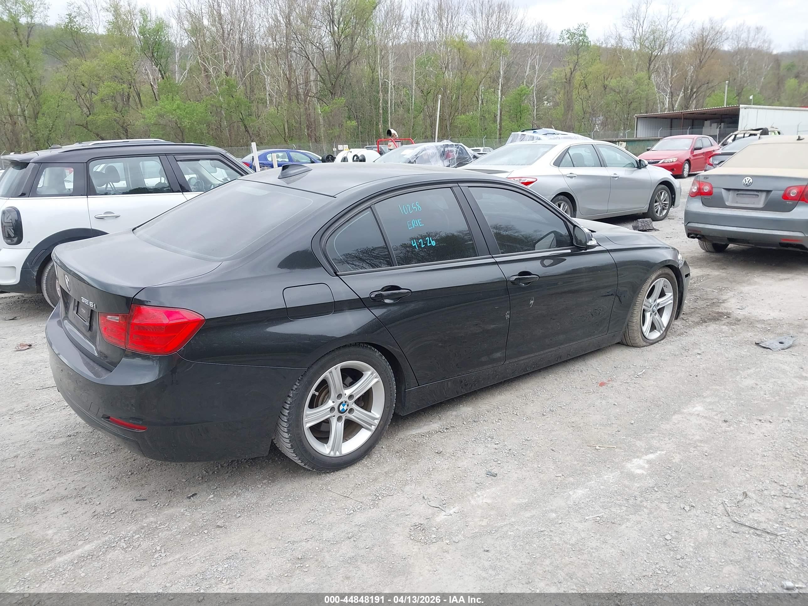 BMW 328I image 4