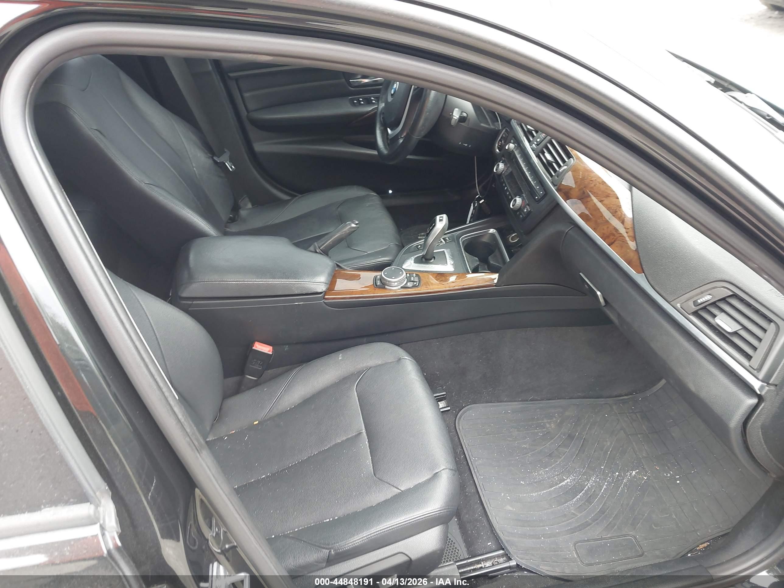 BMW 328I image 5
