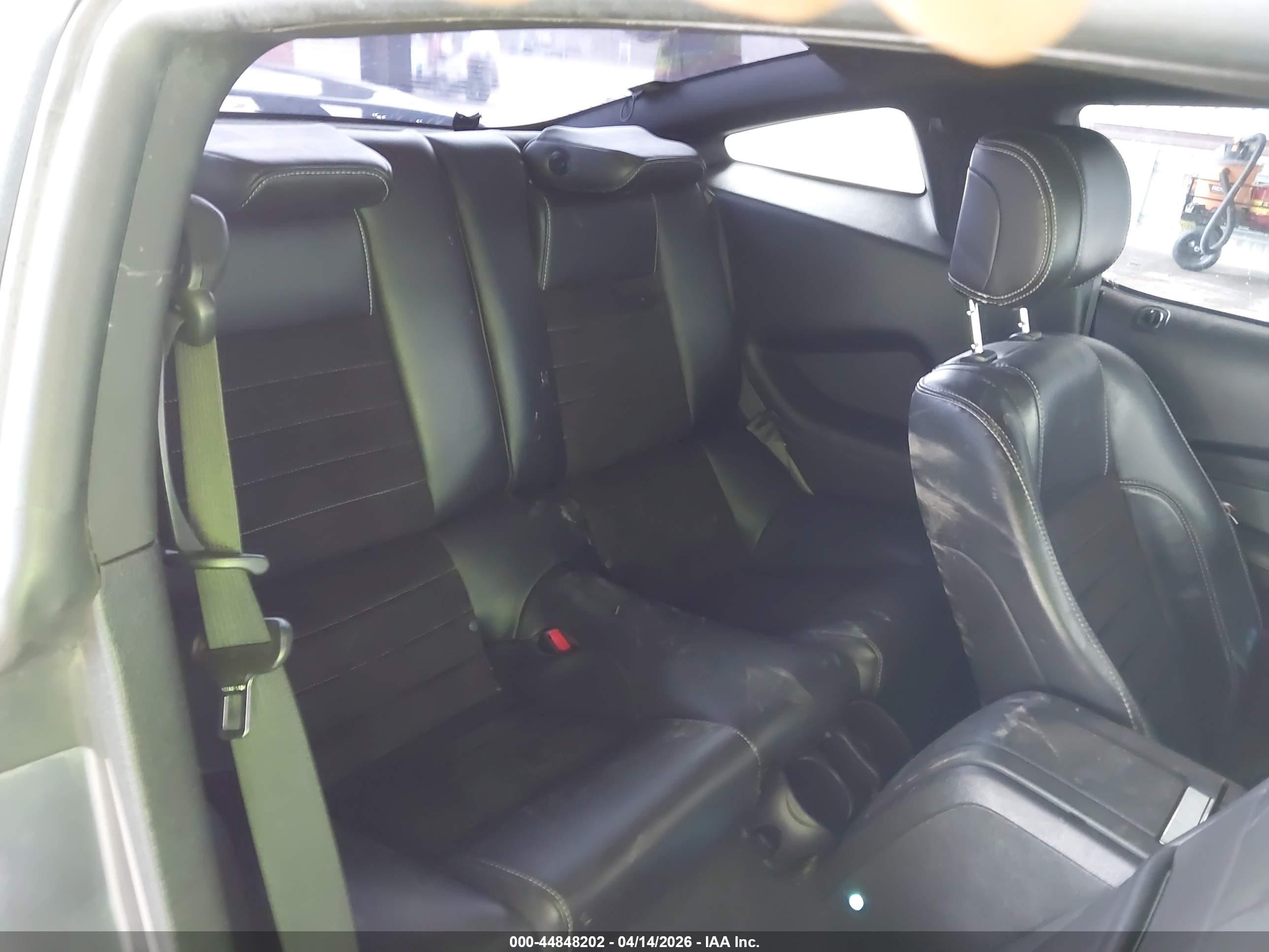 FORD MUSTANG image 8