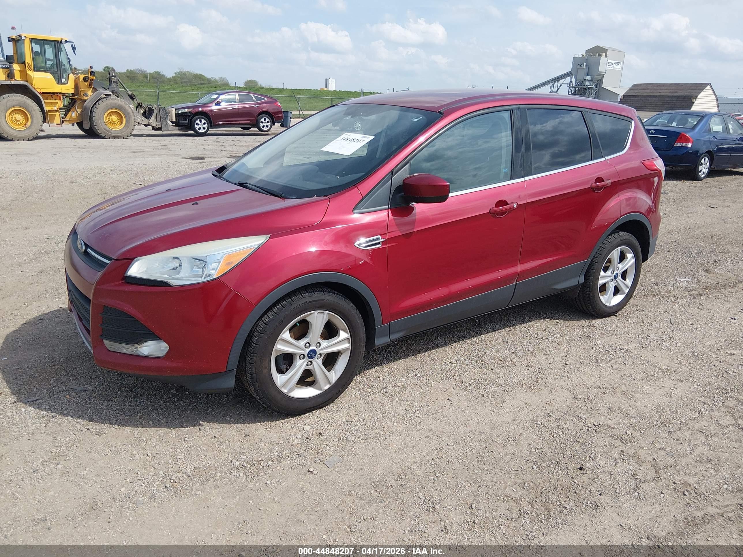 FORD ESCAPE image 2
