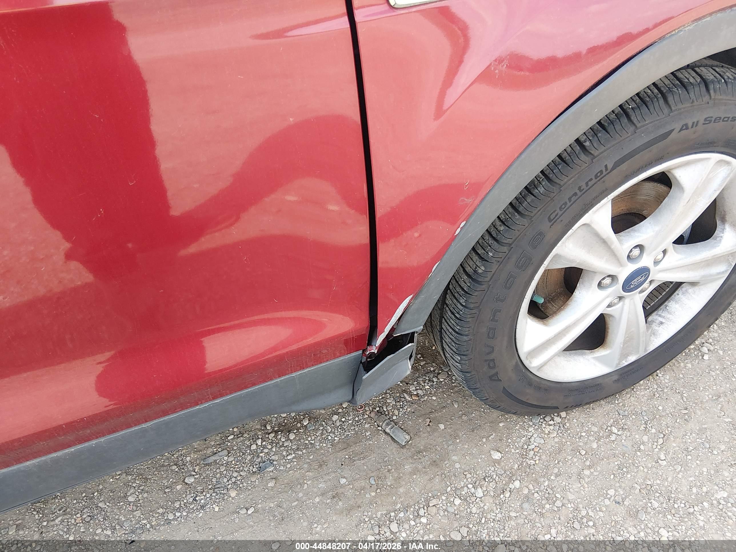 FORD ESCAPE image 6