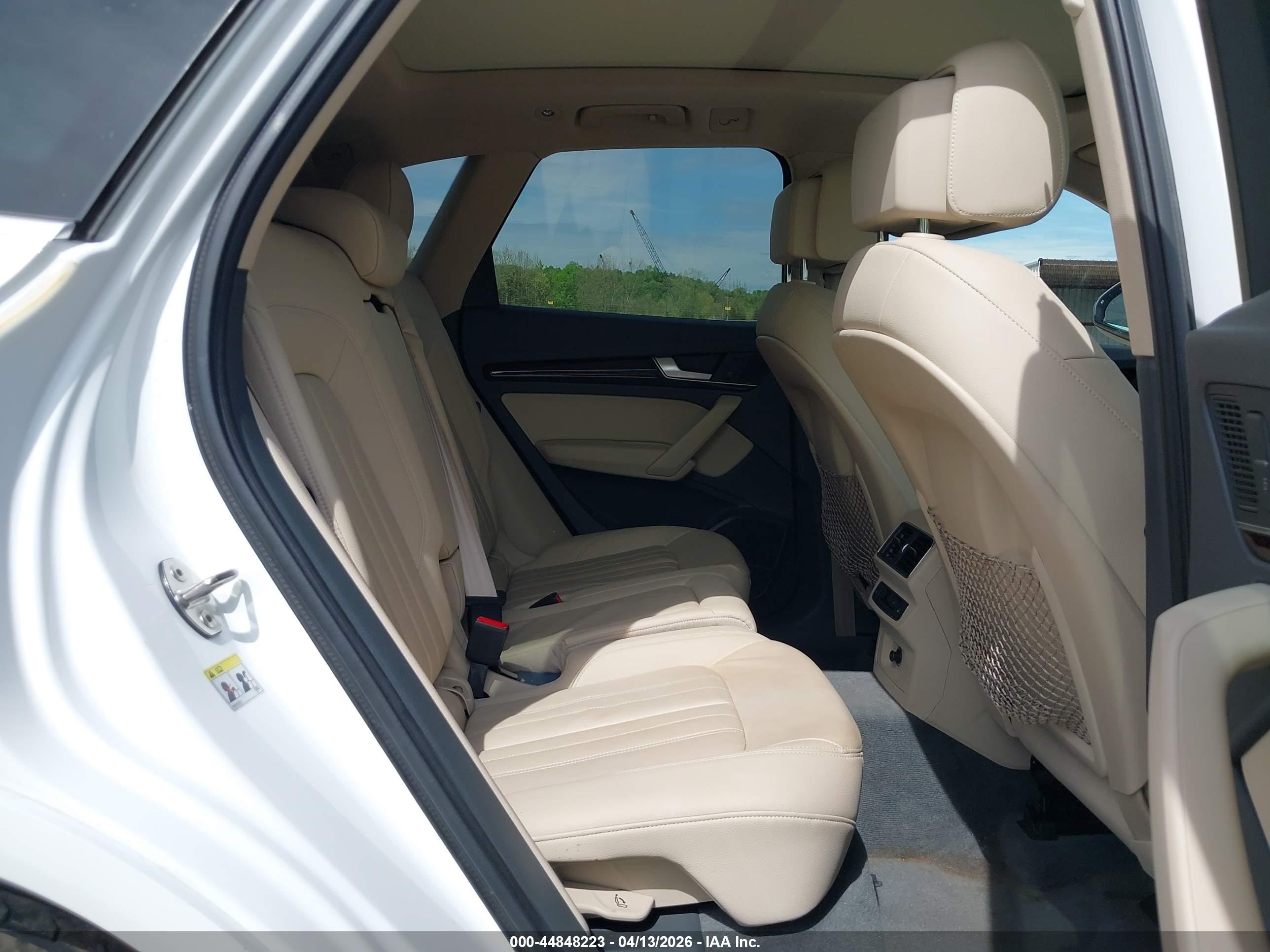 AUDI Q5 image 8