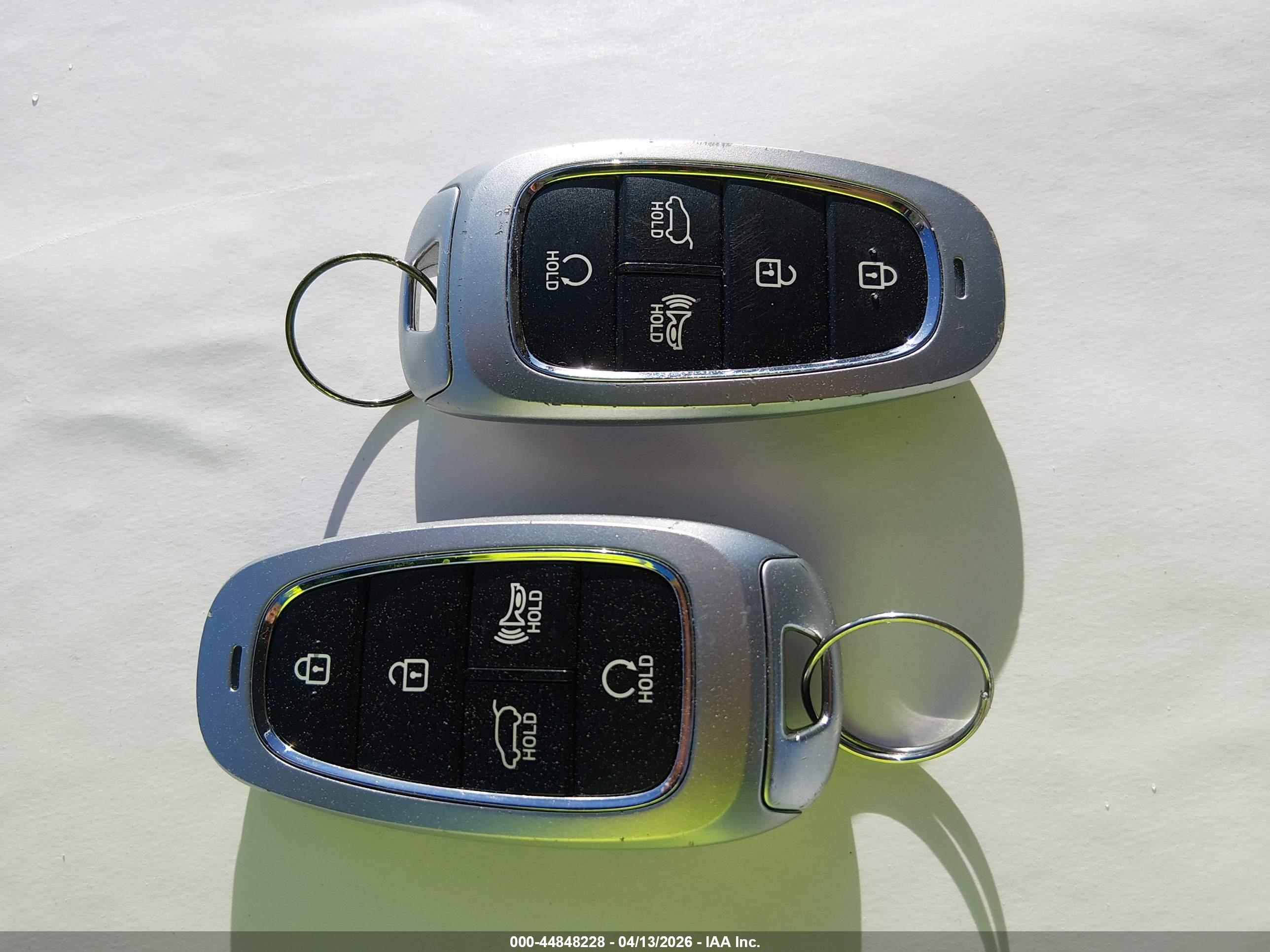 HYUNDAI TUCSON image 11