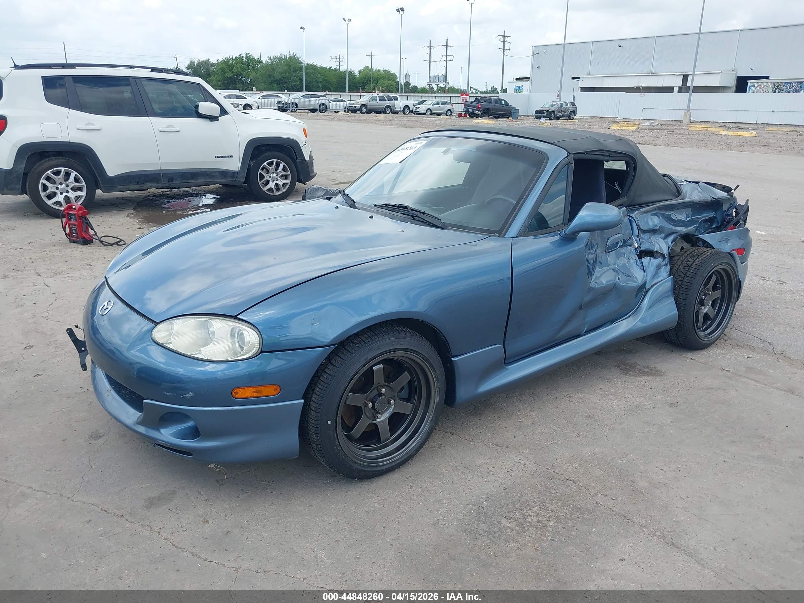 MAZDA MX-5 image 2