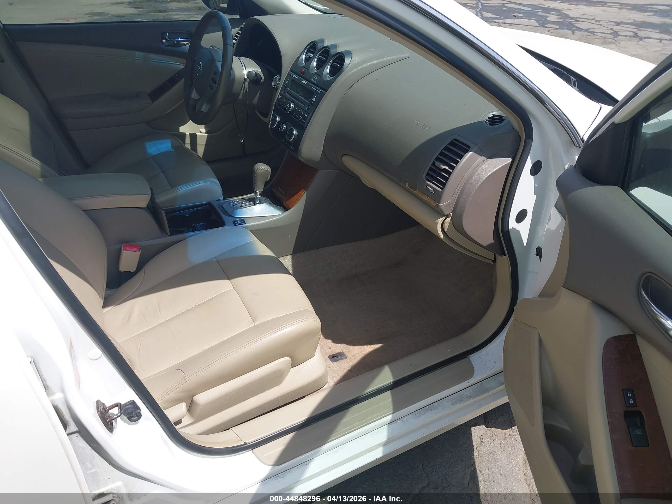 NISSAN ALTIMA image 5