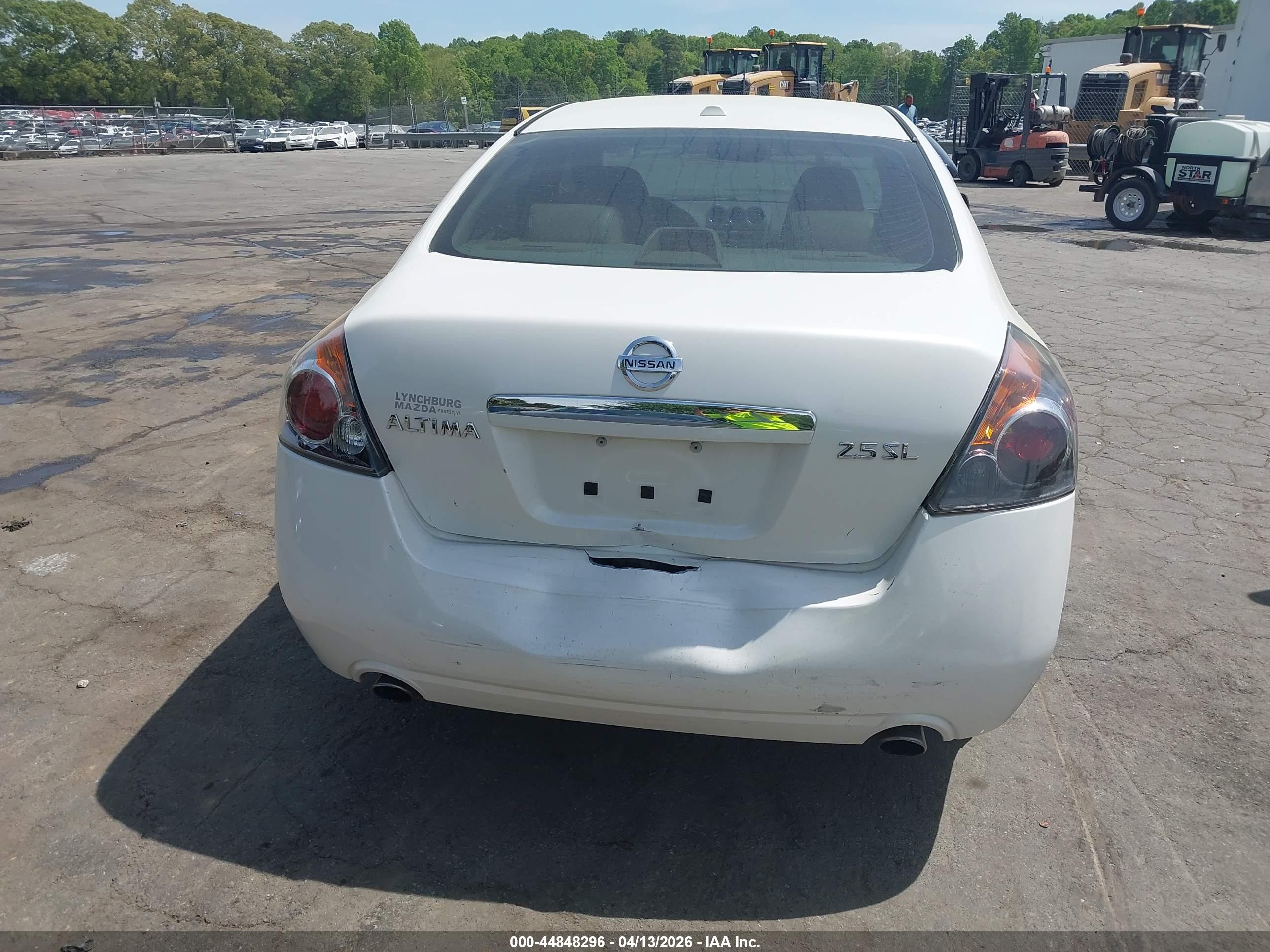 NISSAN ALTIMA image 6