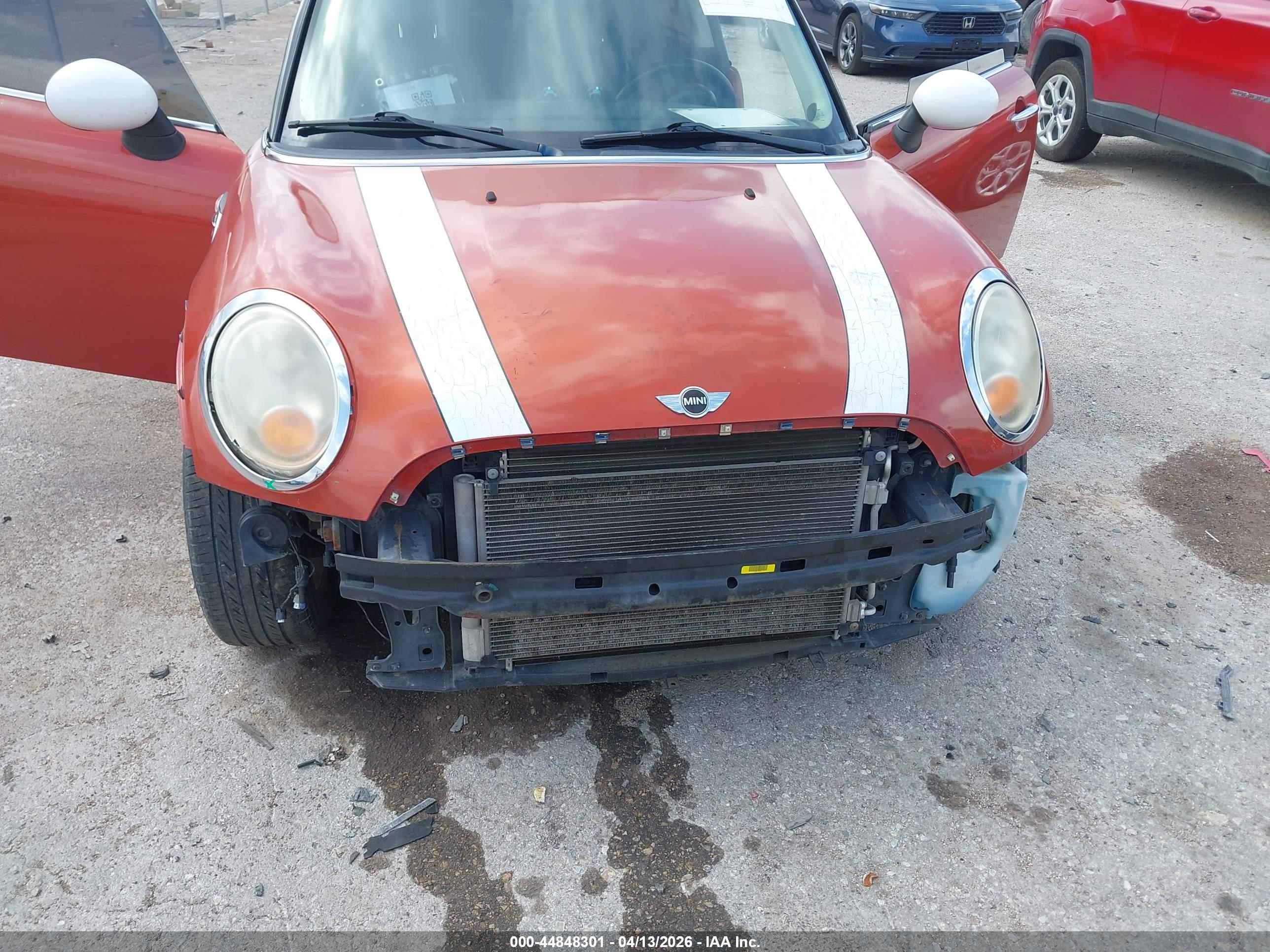MINI COOPER image 6