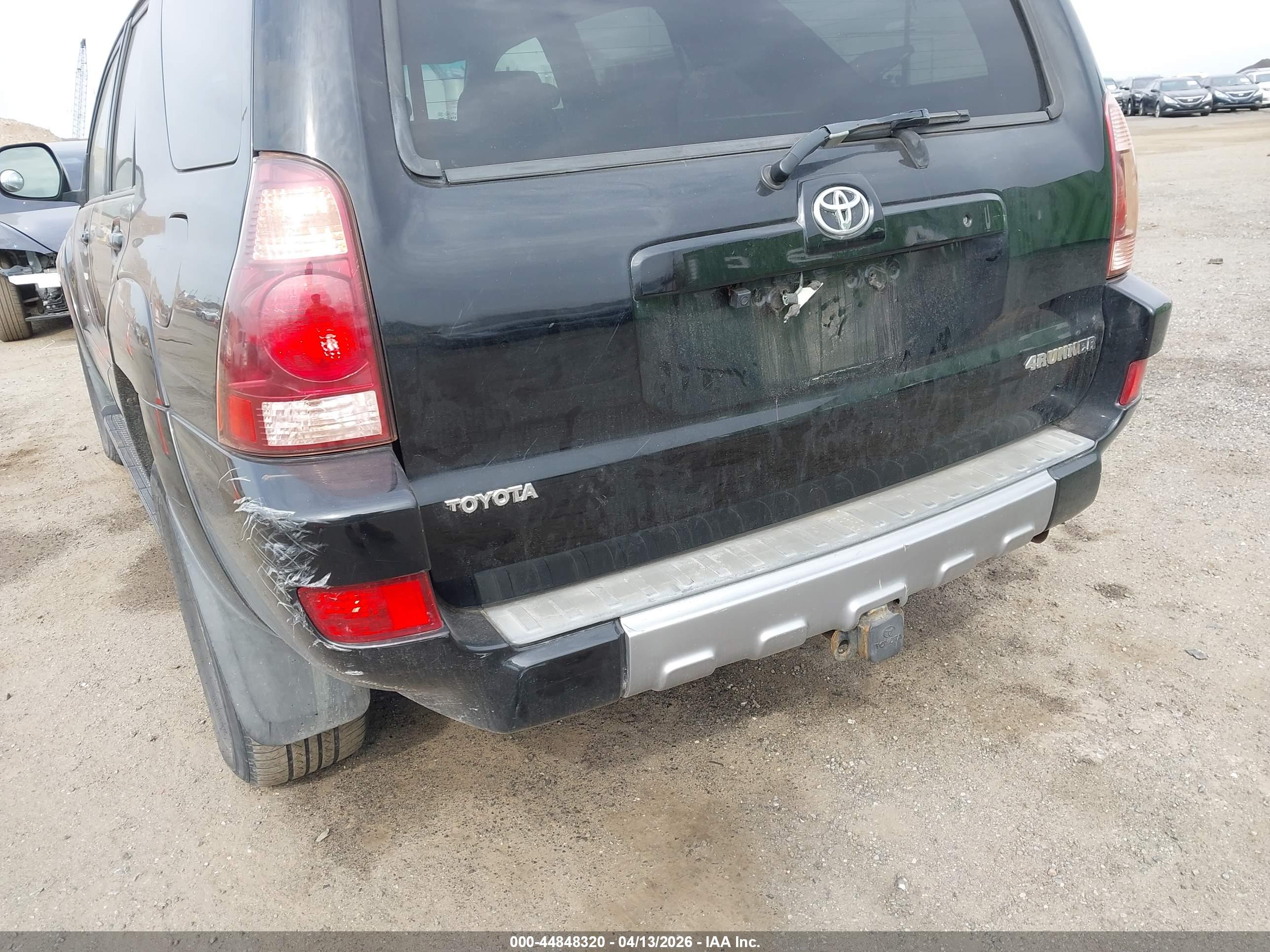 TOYOTA 4RUNNER image 6