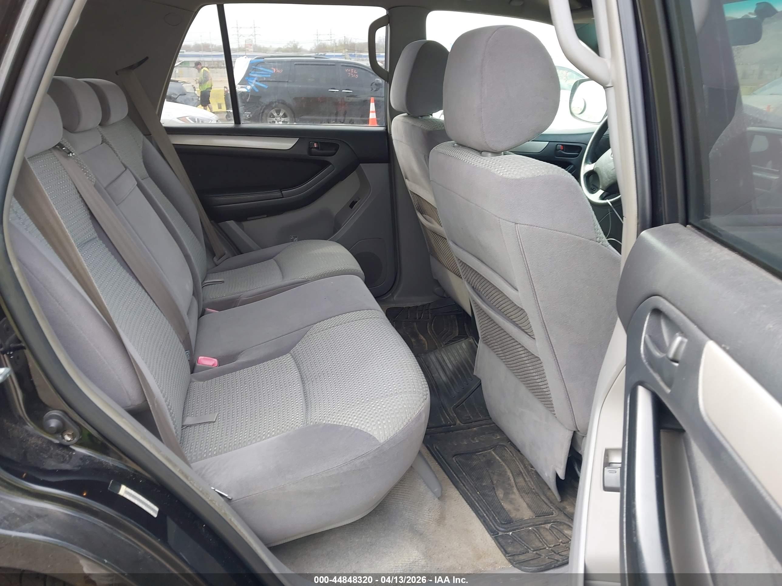 TOYOTA 4RUNNER image 8