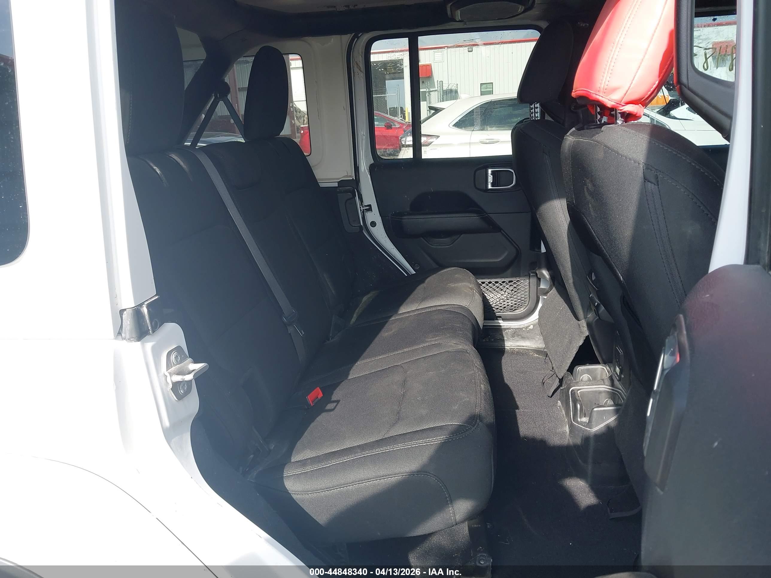 JEEP WRANGLER image 8