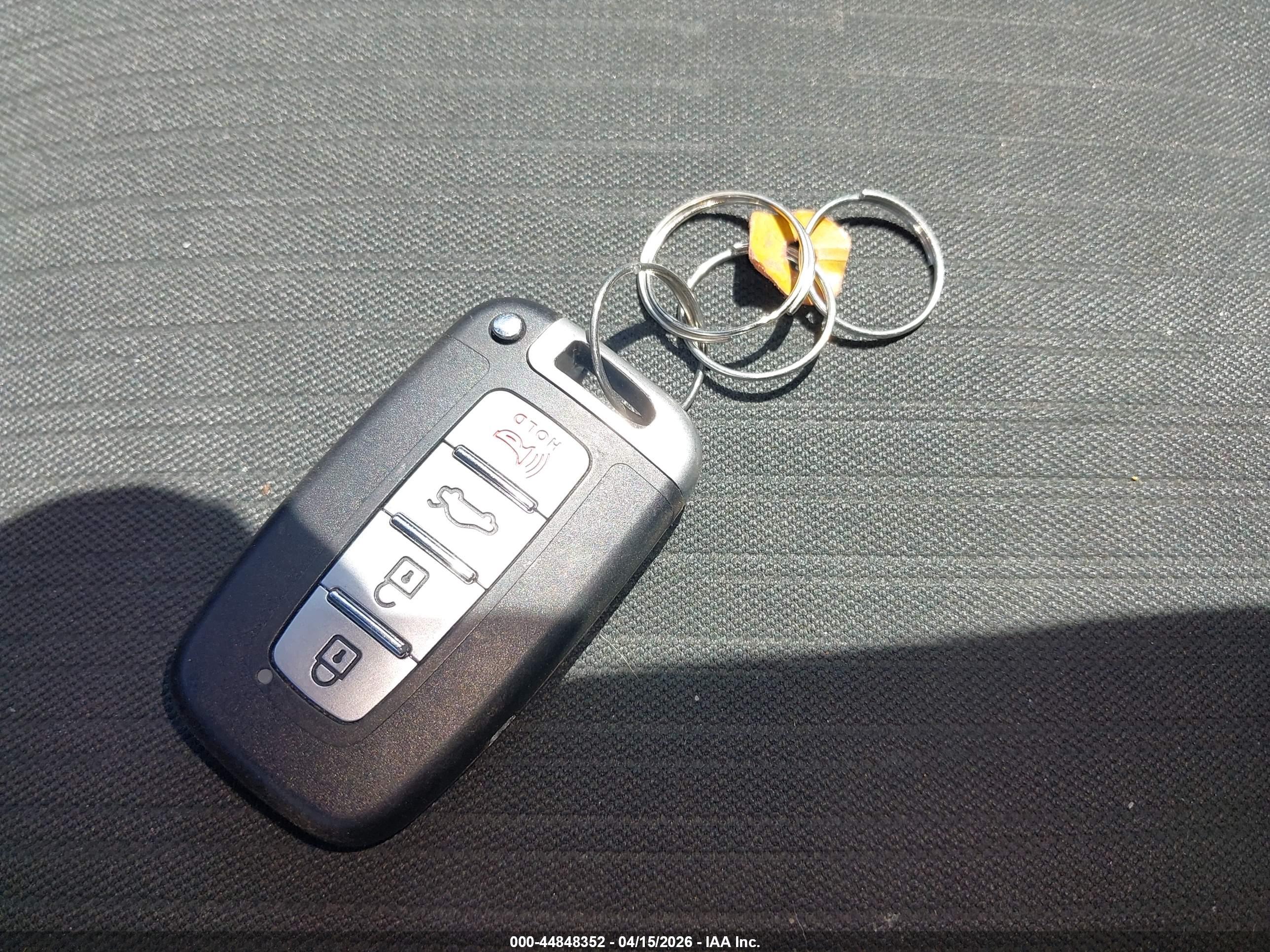 KIA SORENTO image 11