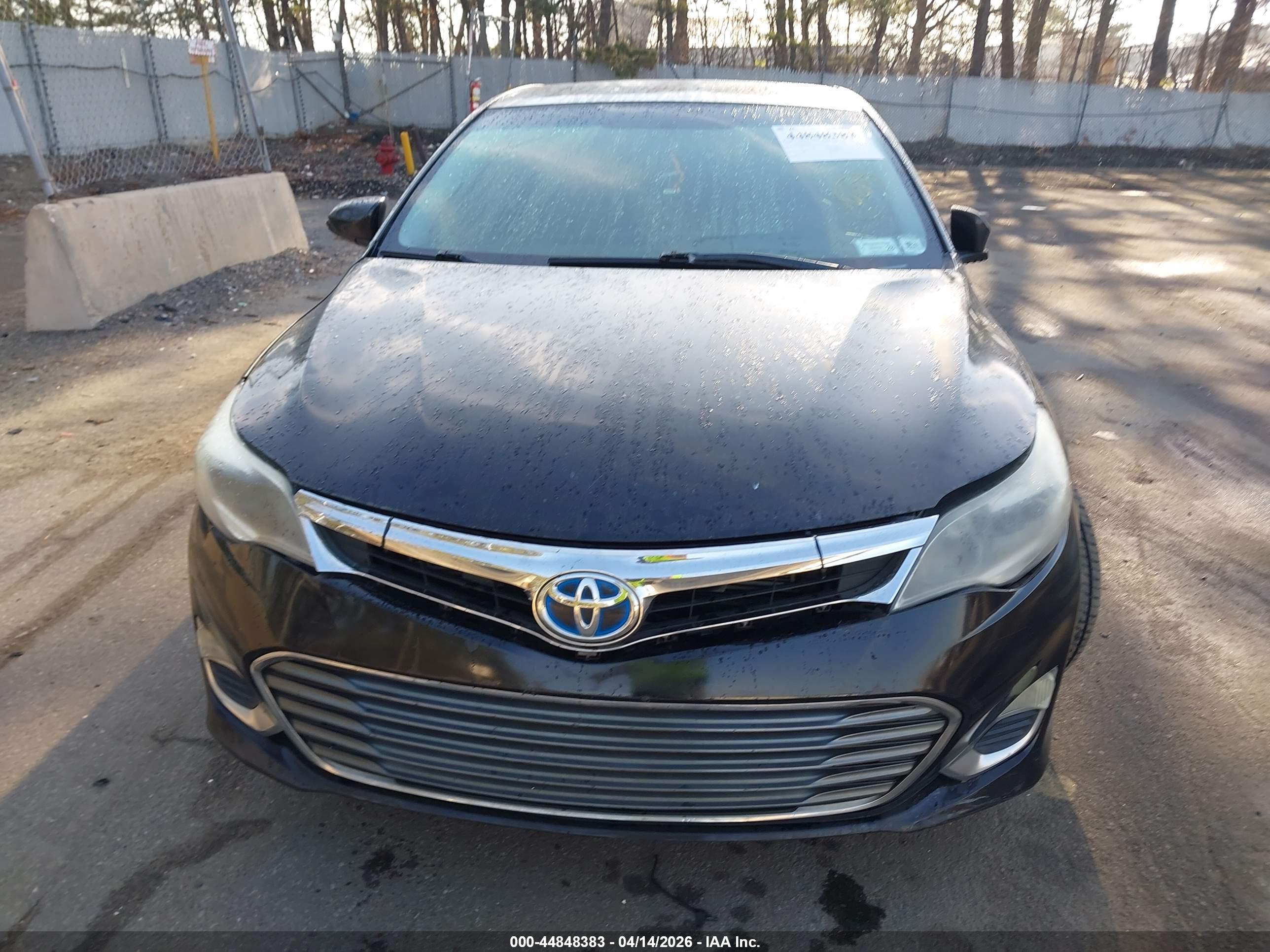 TOYOTA AVALON image 6