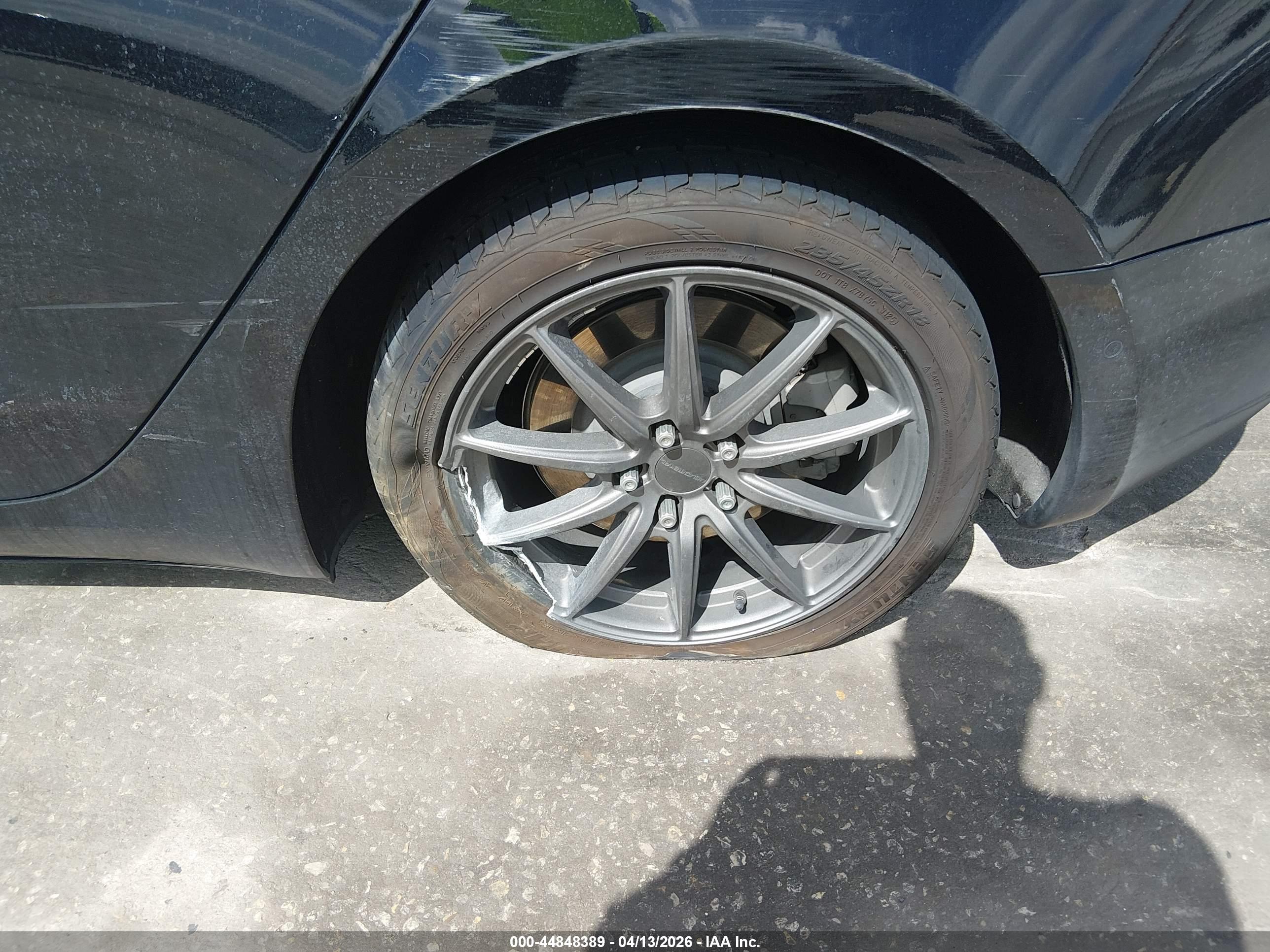 TESLA MODEL image 6