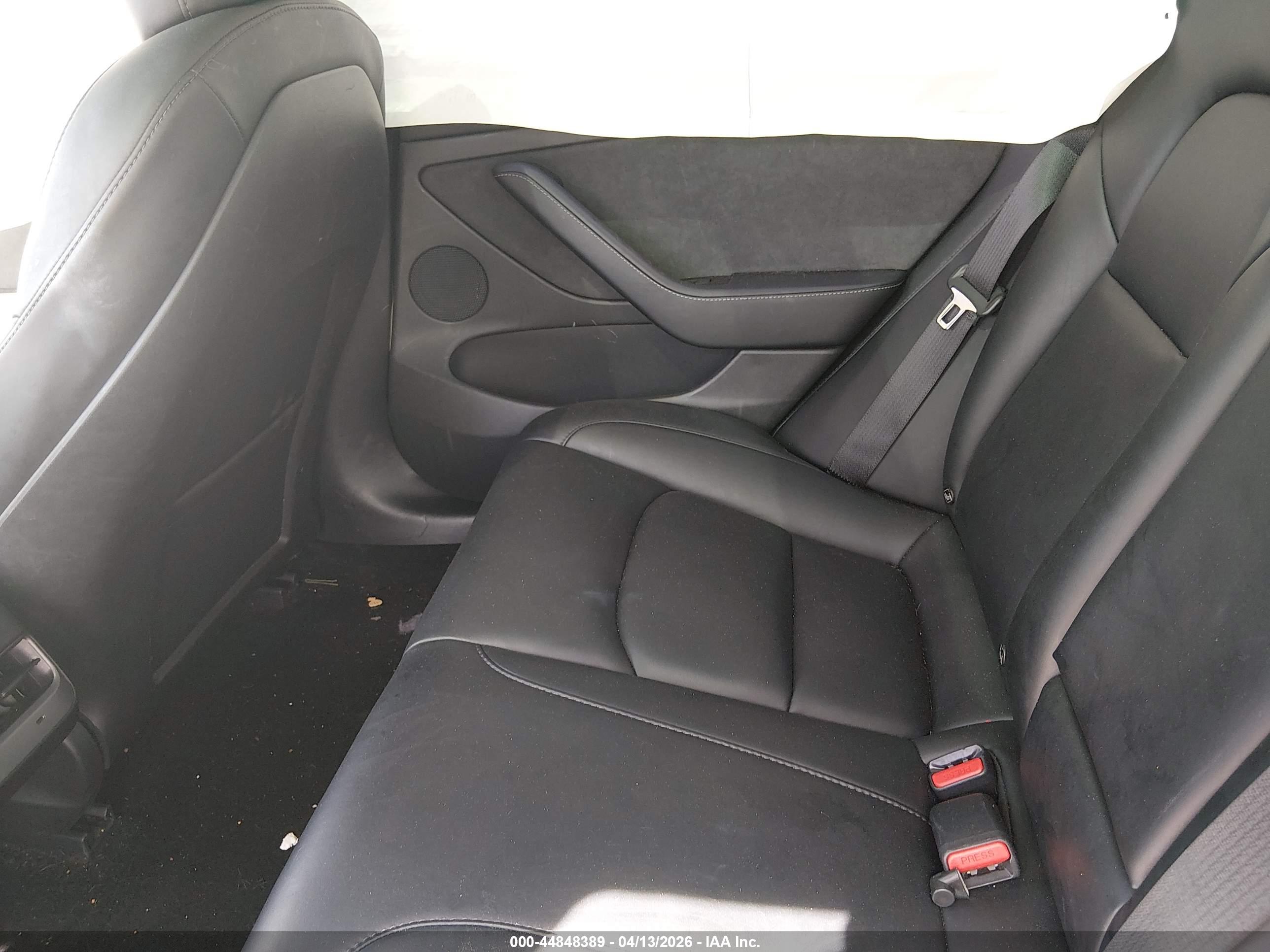 TESLA MODEL image 8