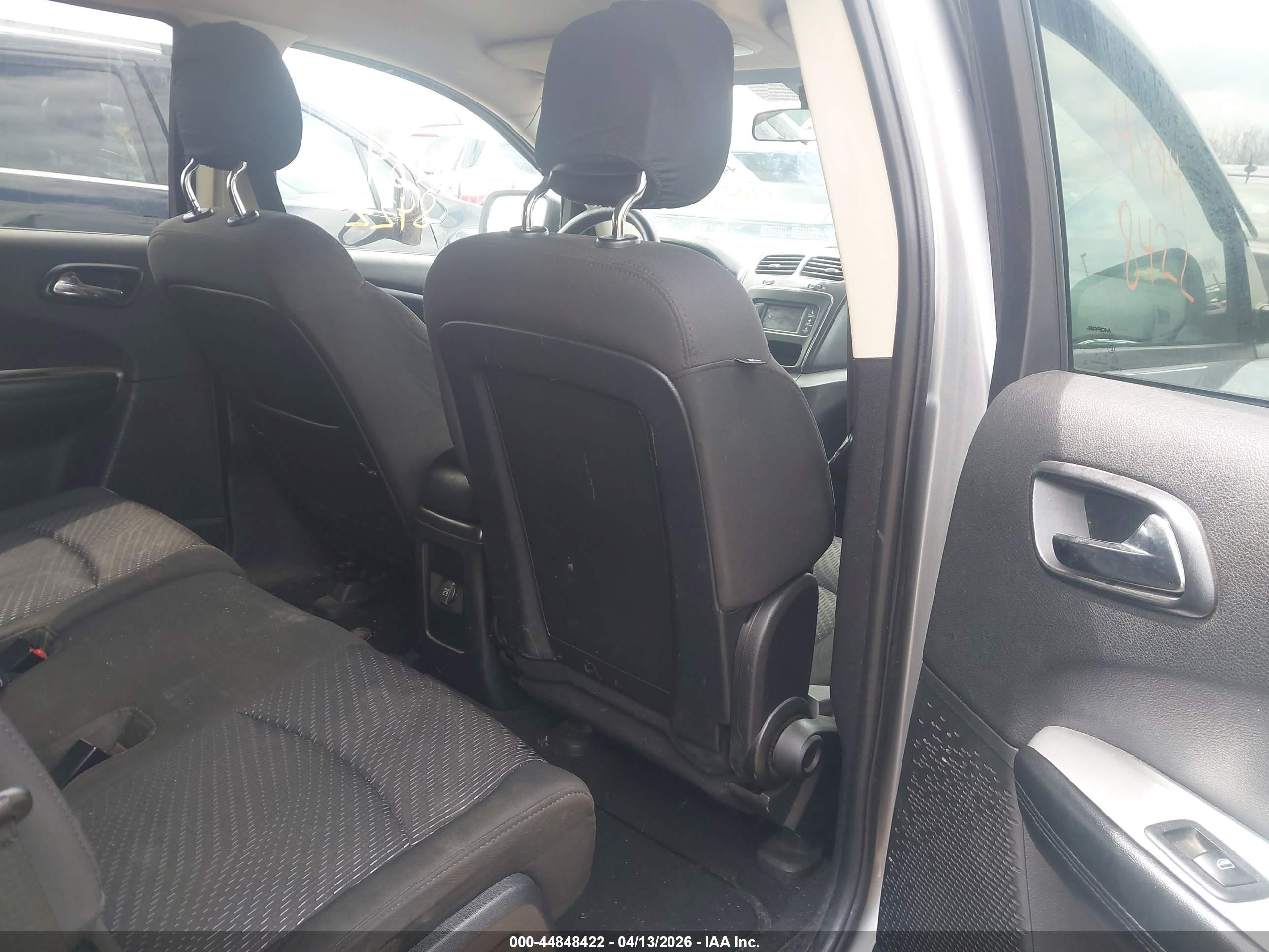DODGE JOURNEY image 8