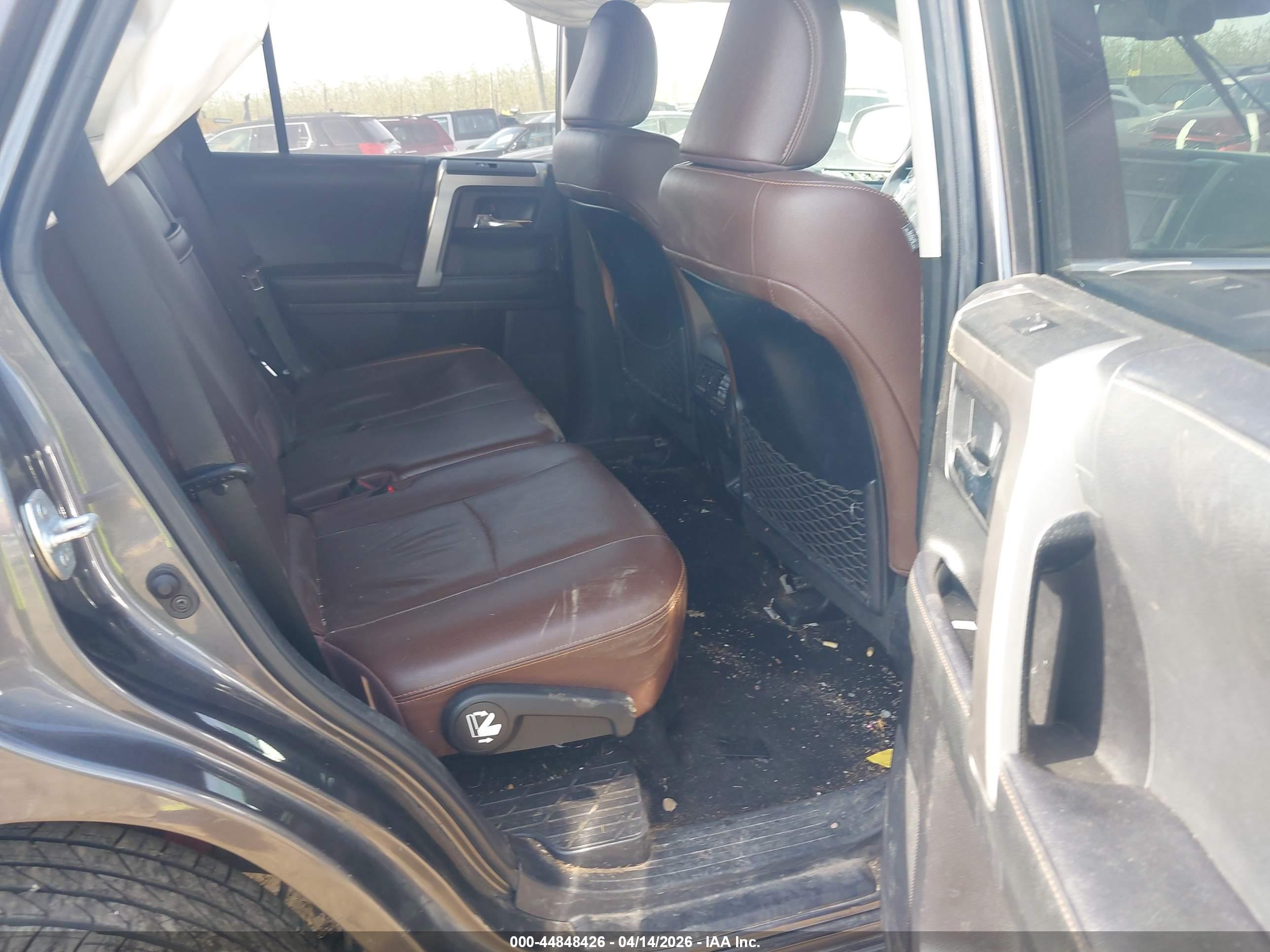 TOYOTA 4RUNNER image 8