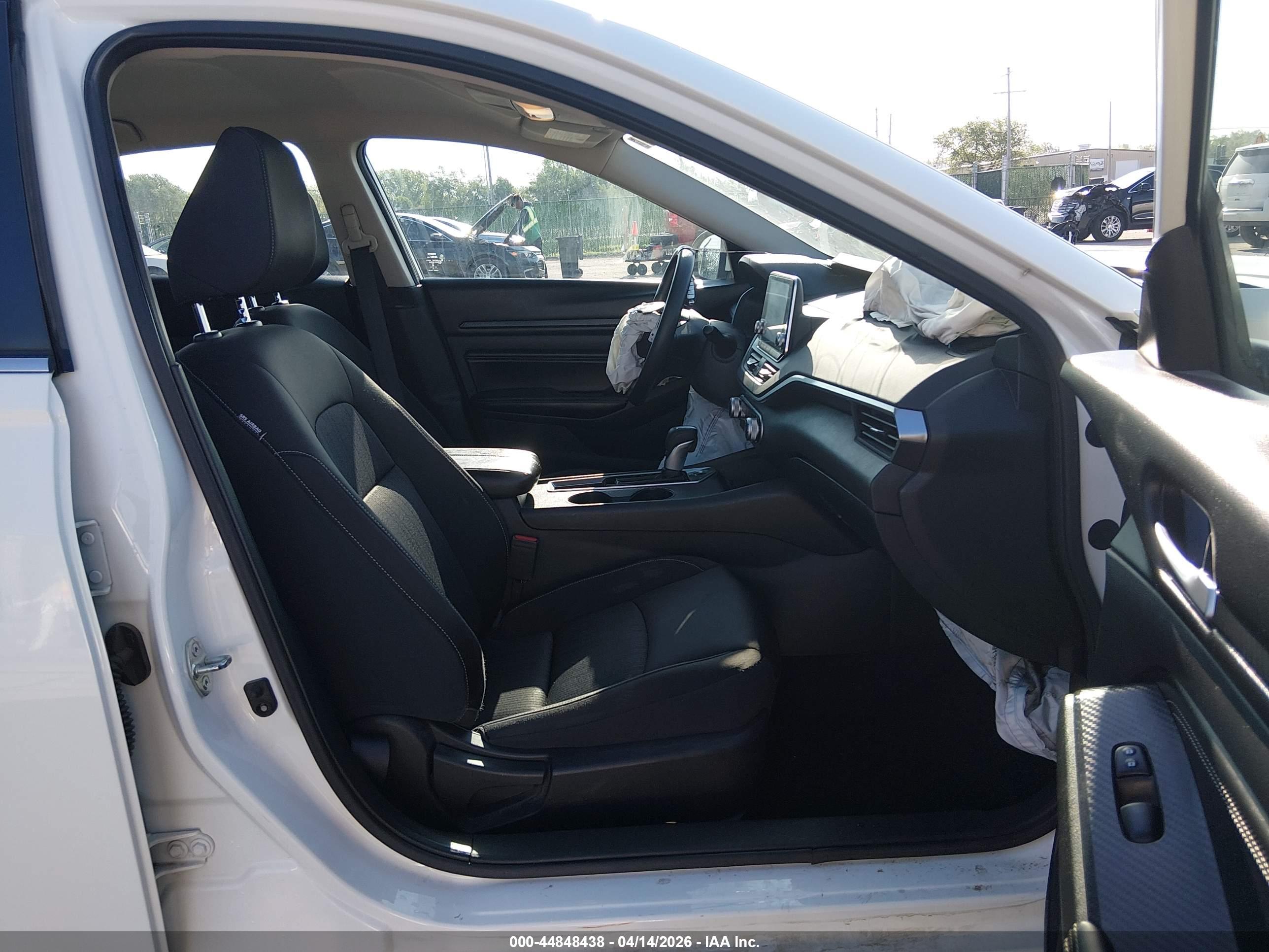 NISSAN ALTIMA image 5