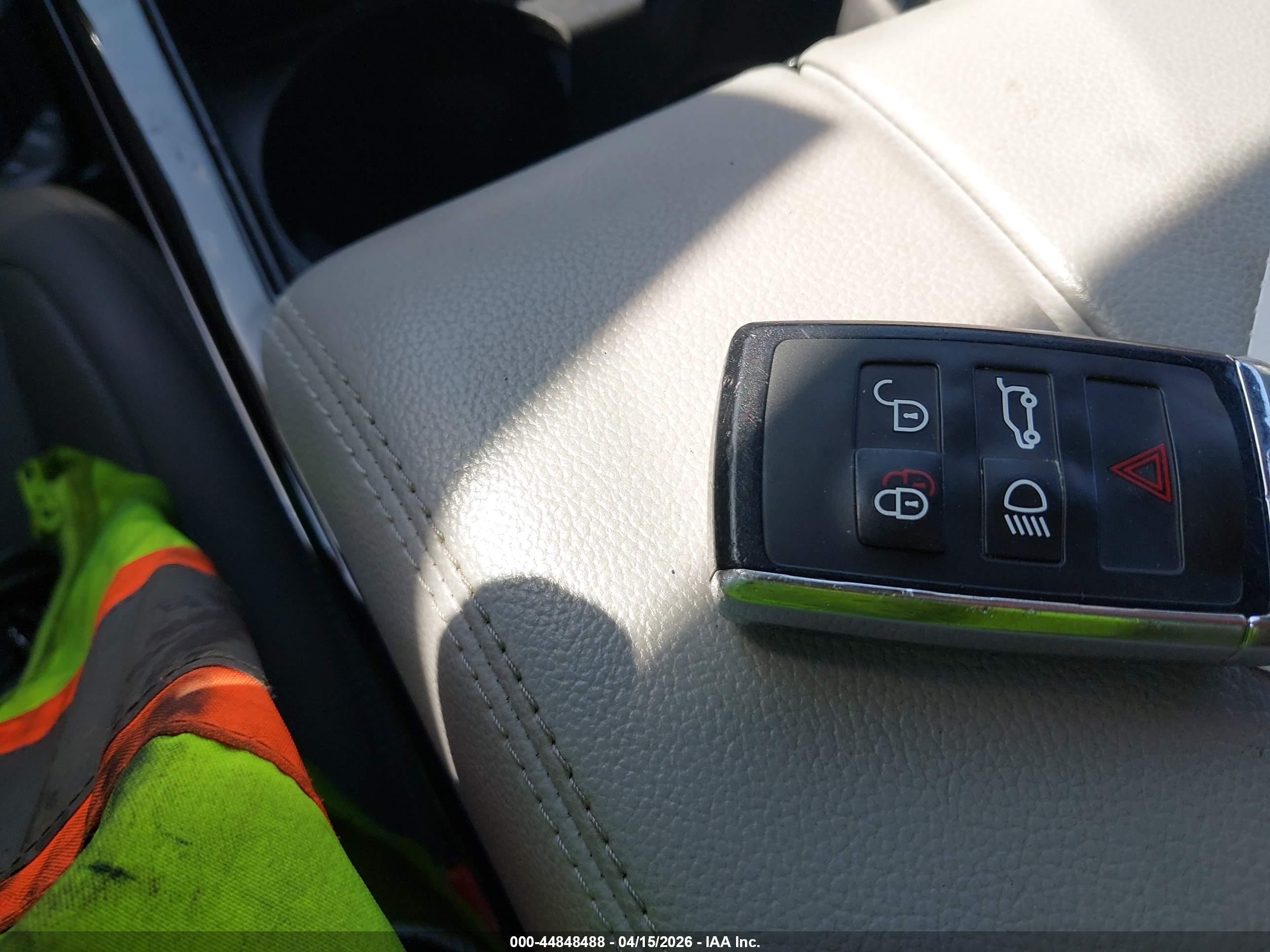 LAND ROVER image 11