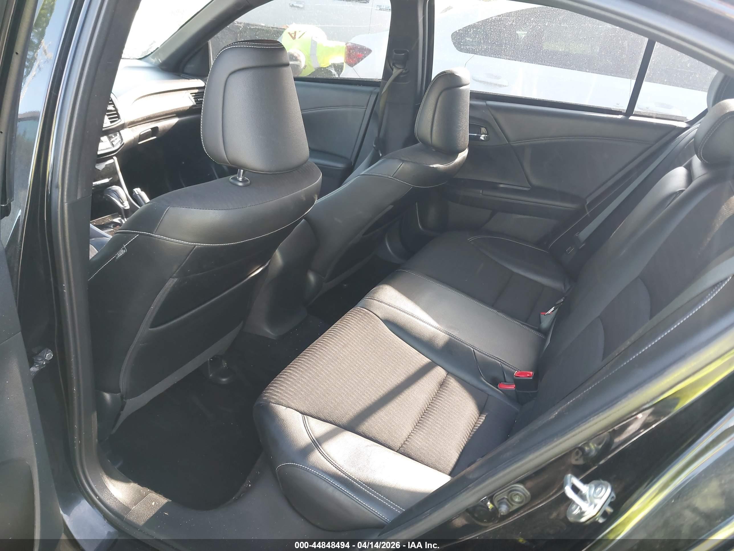 HONDA ACCORD image 8