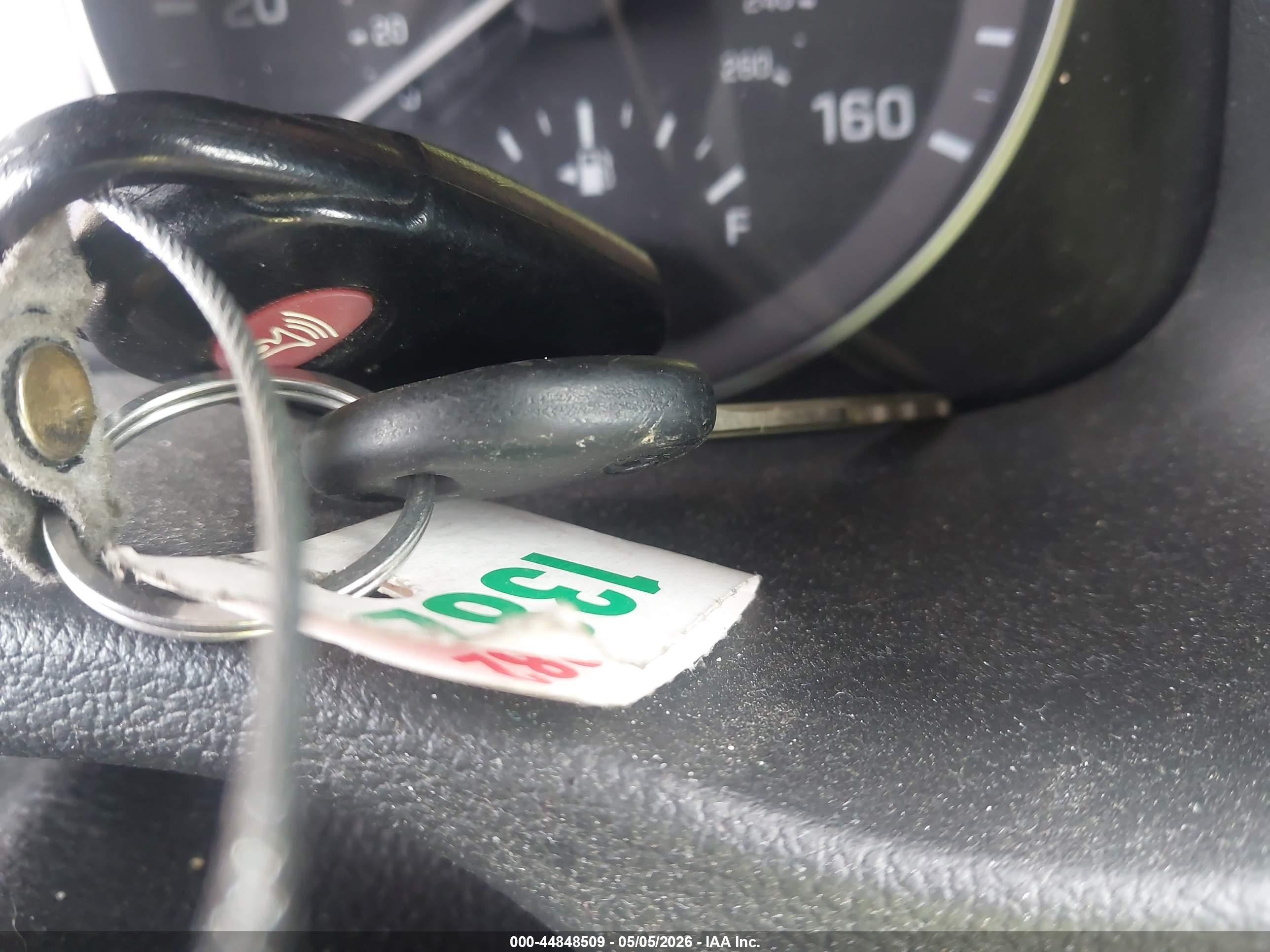 HYUNDAI ELANTRA image 11