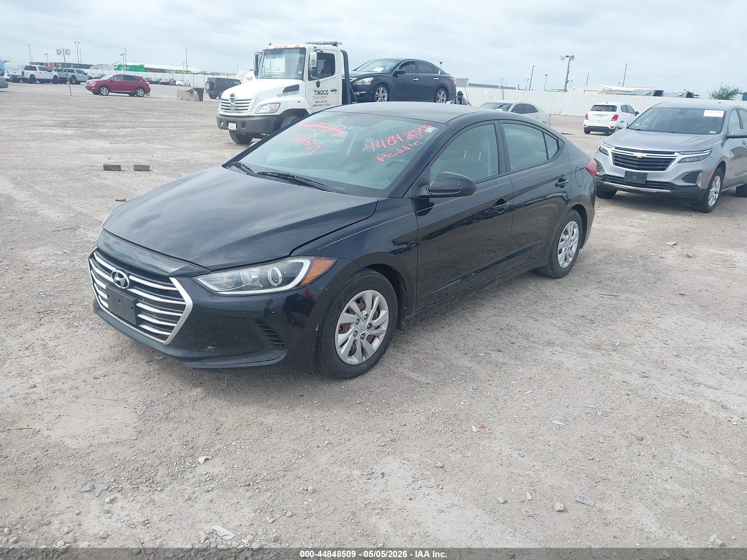 HYUNDAI ELANTRA image 2