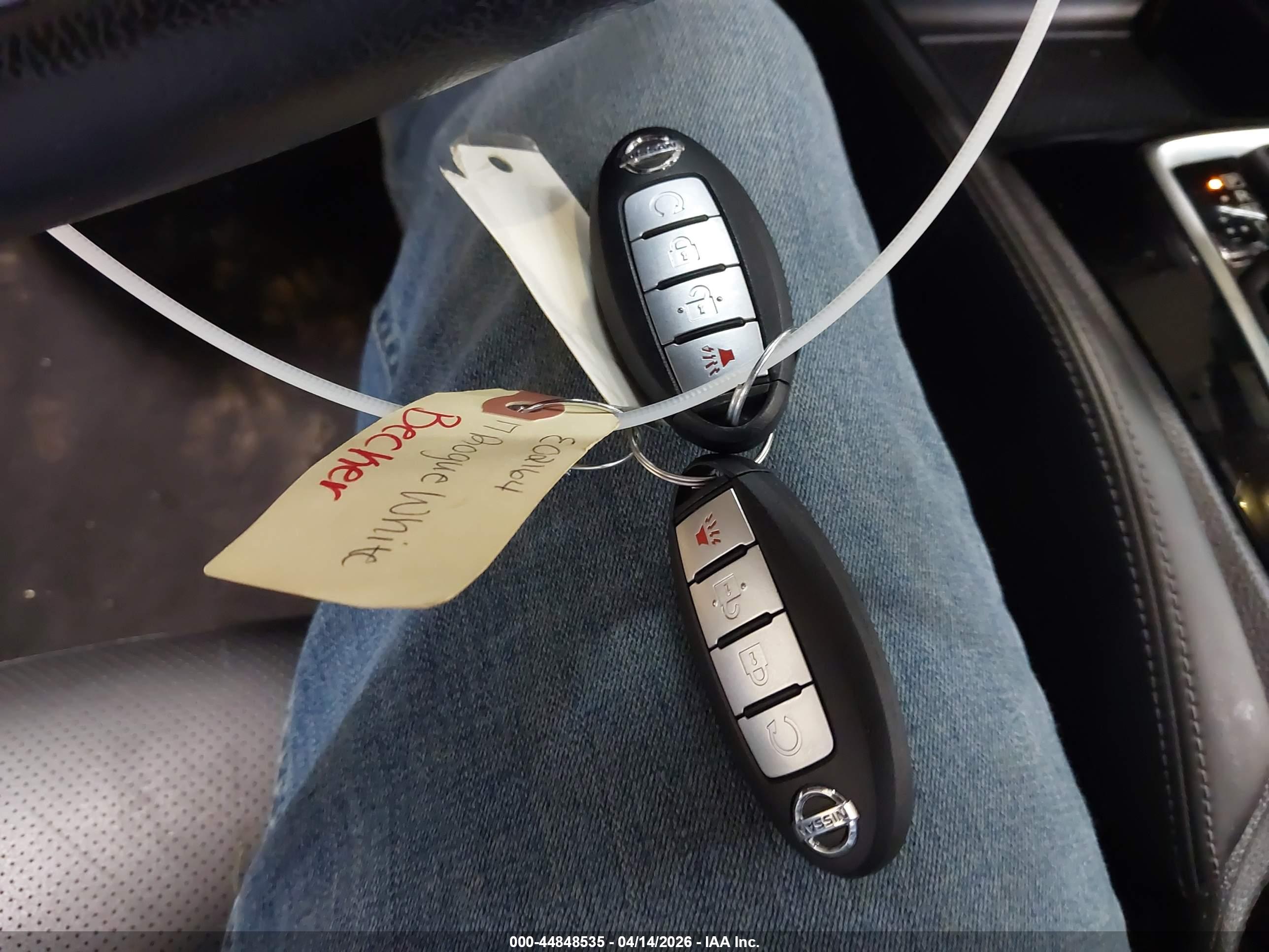 NISSAN ROGUE image 11