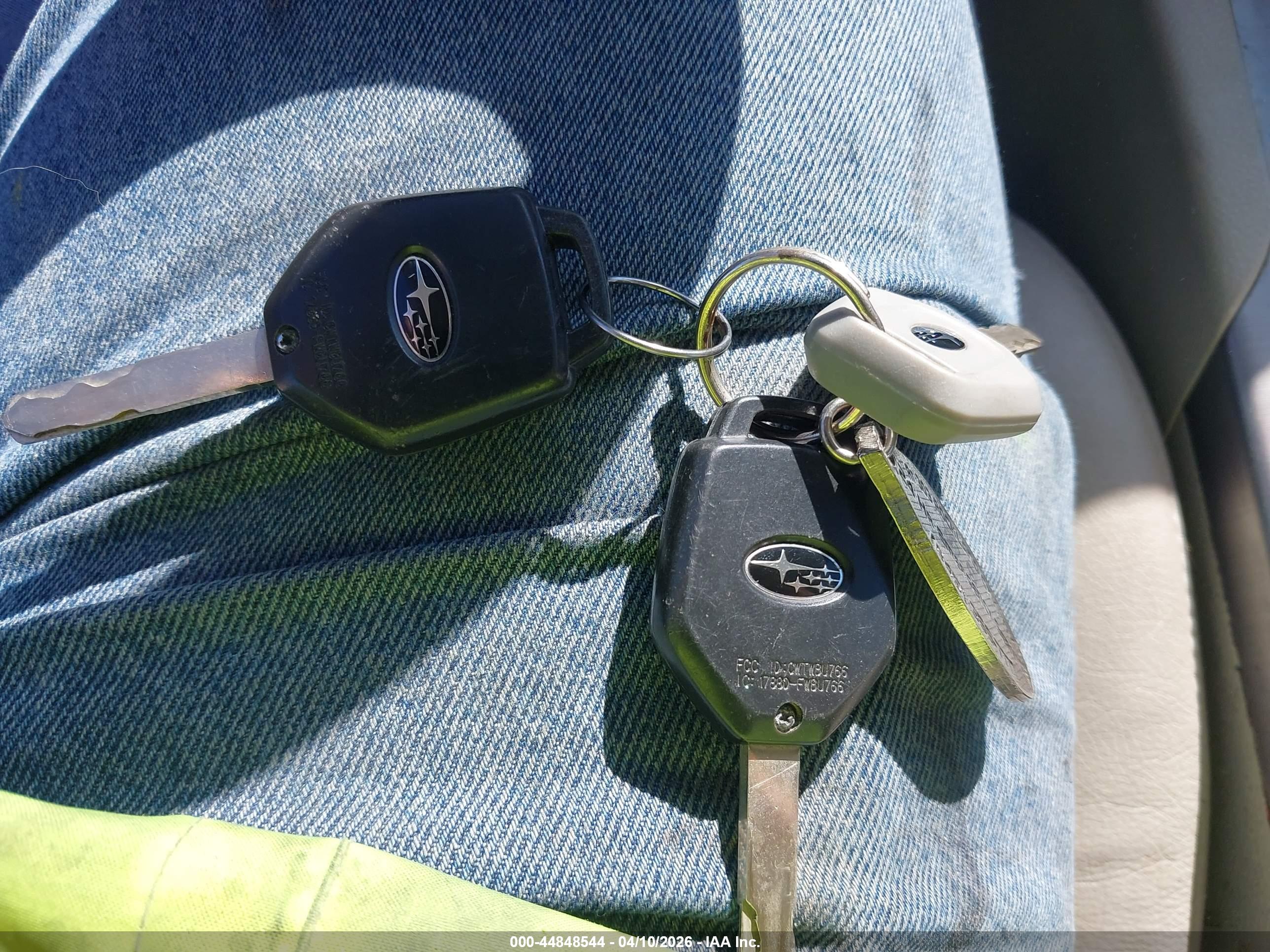 SUBARU OUTBACK image 11