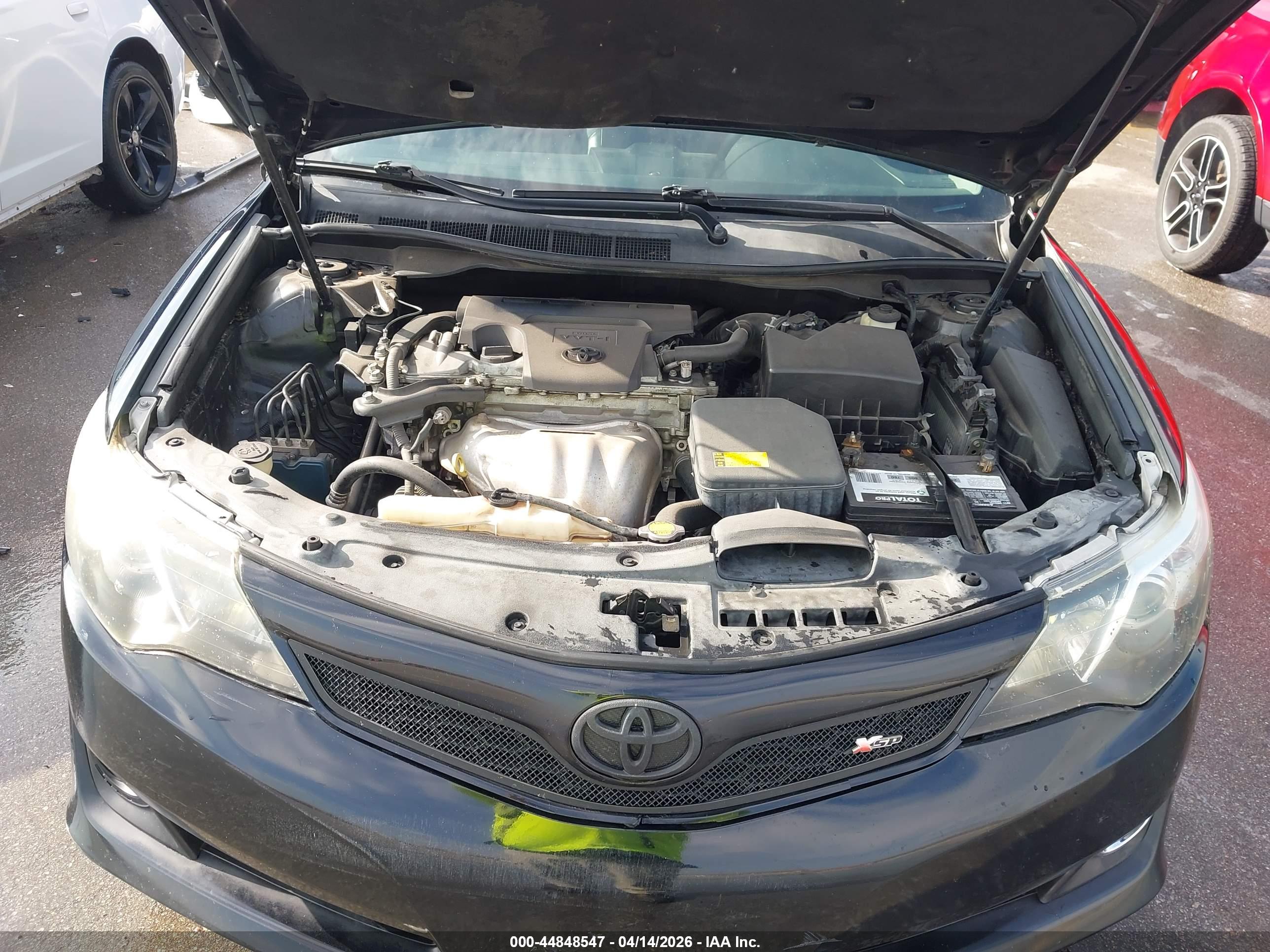 TOYOTA CAMRY image 10