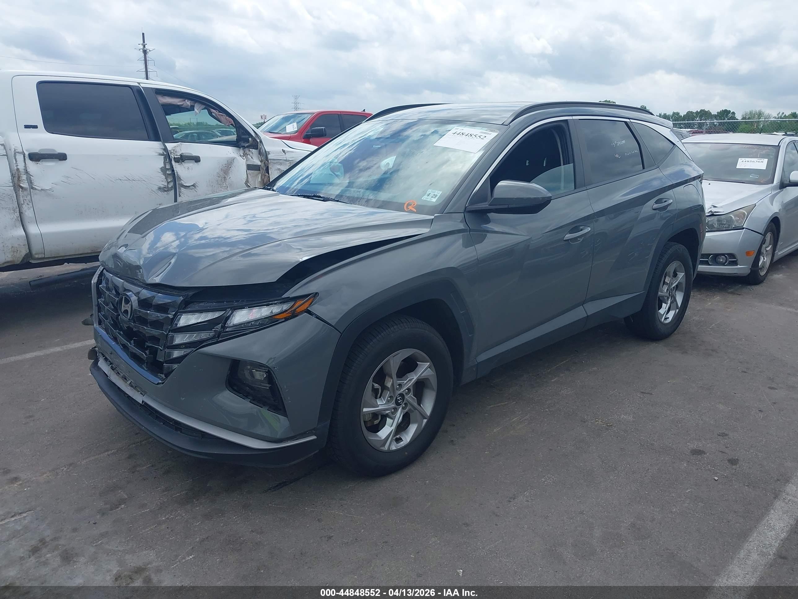 HYUNDAI TUCSON image 2