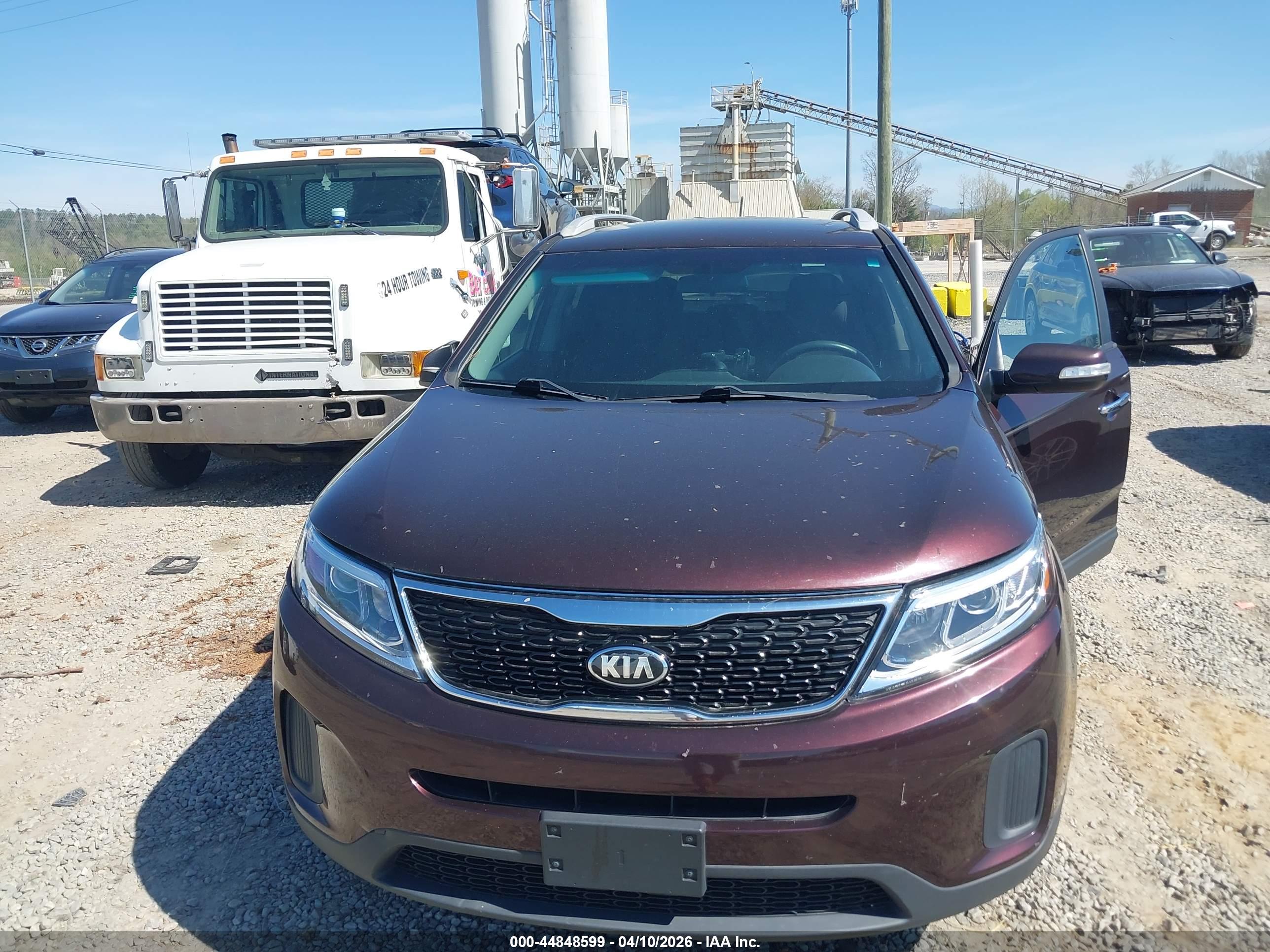 KIA SORENTO image 6