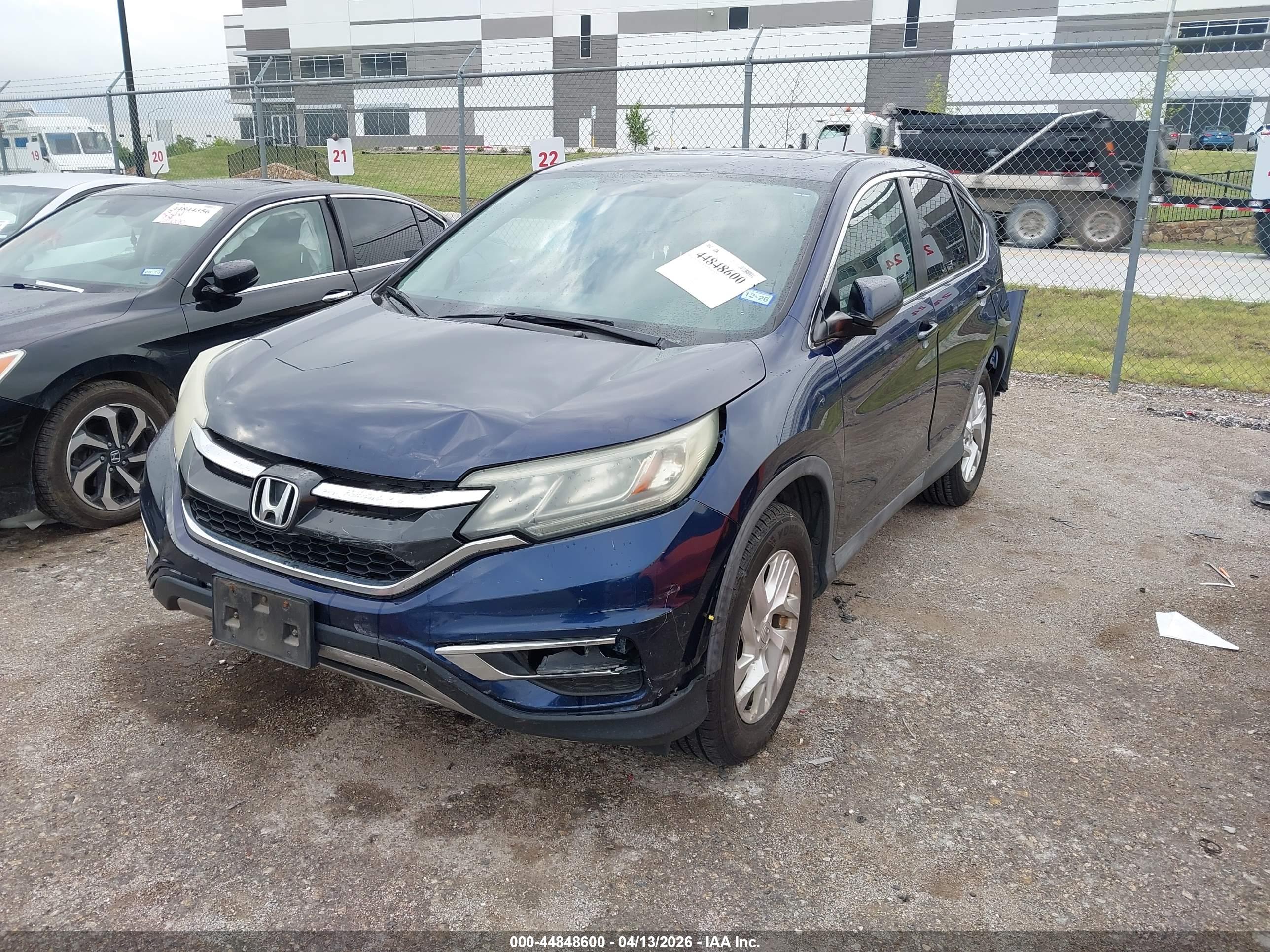 HONDA CR-V image 2