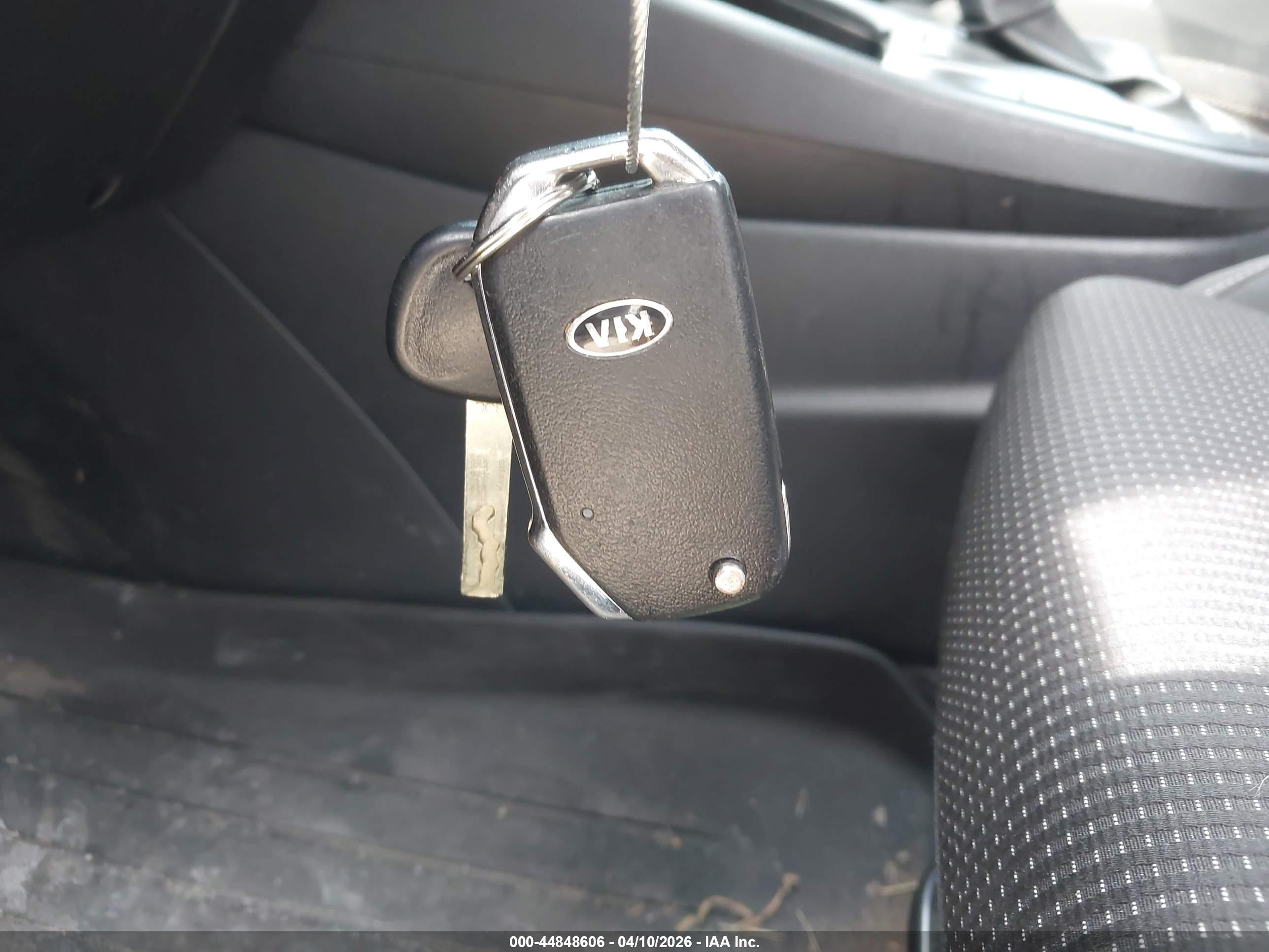 KIA FORTE image 11