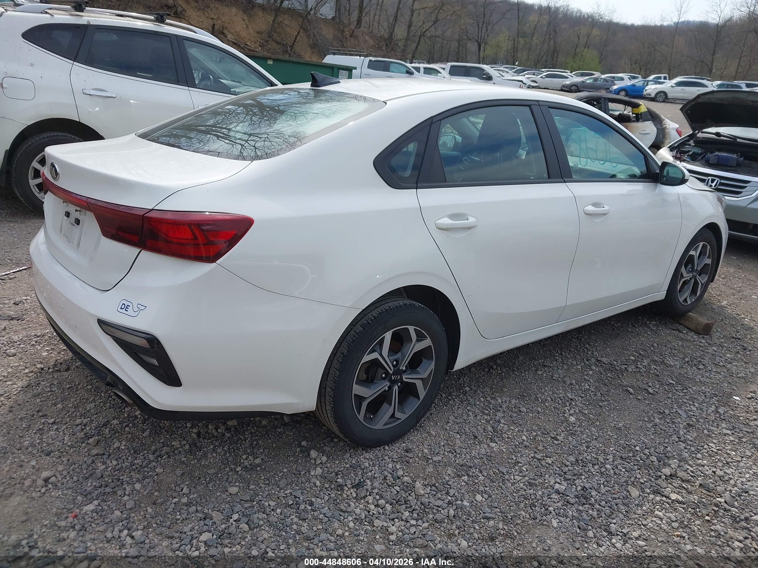 KIA FORTE image 4