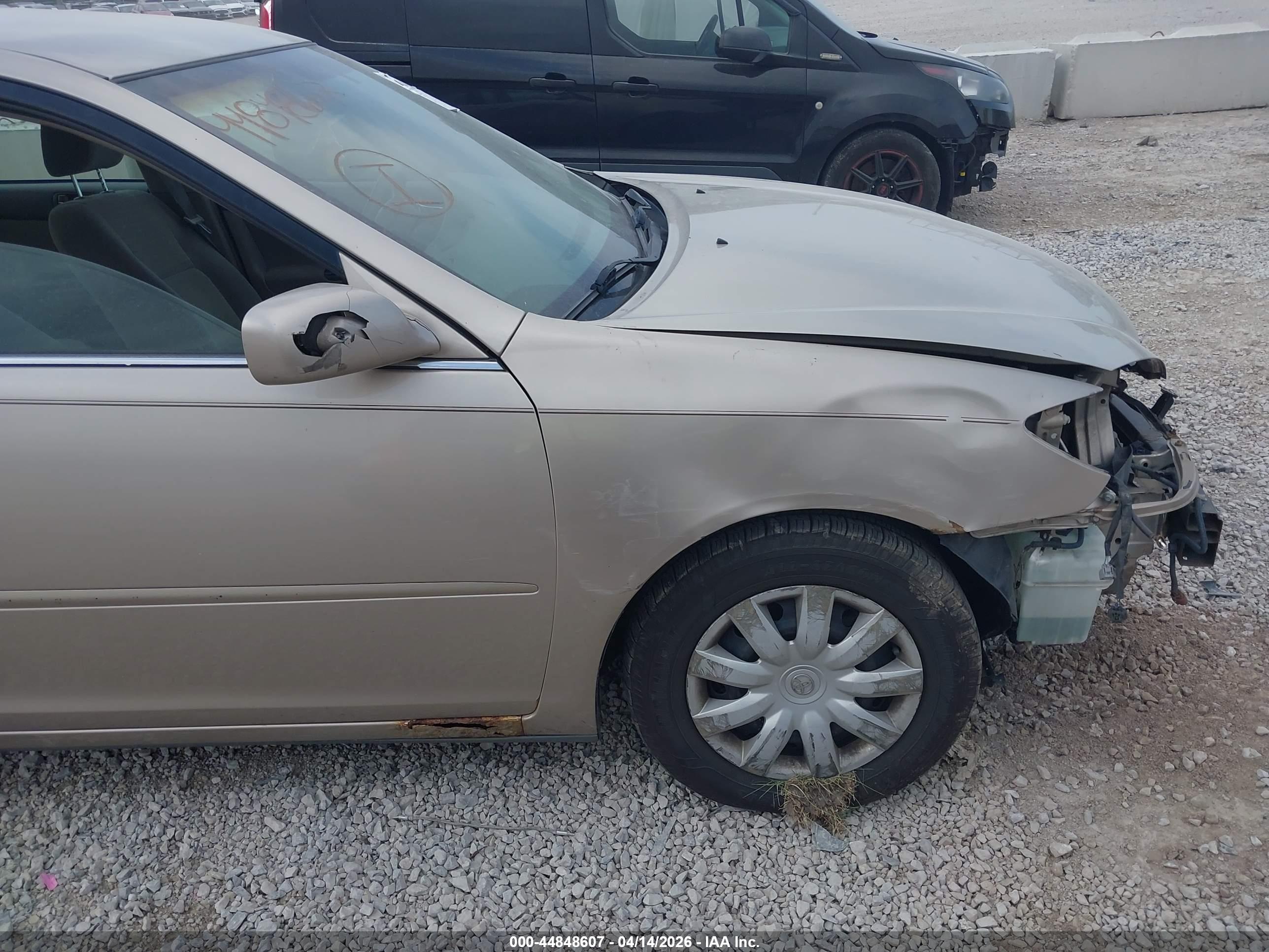 TOYOTA CAMRY image 6