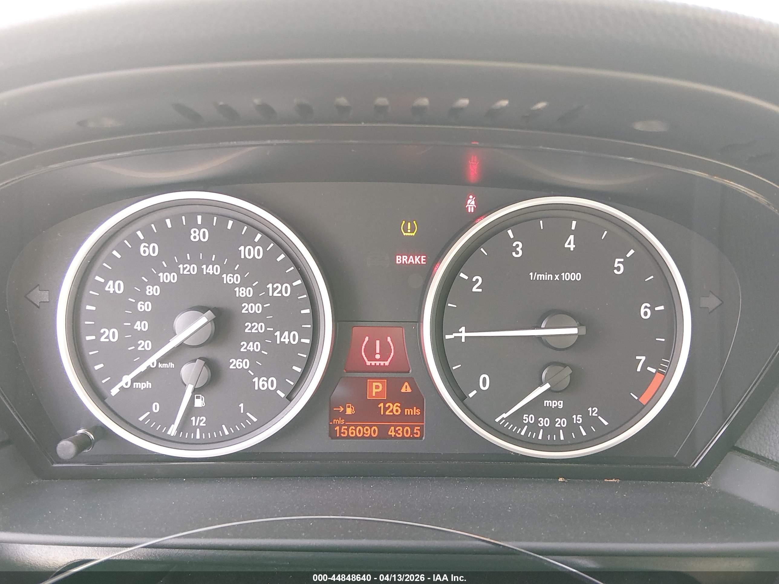 BMW 528I image 7