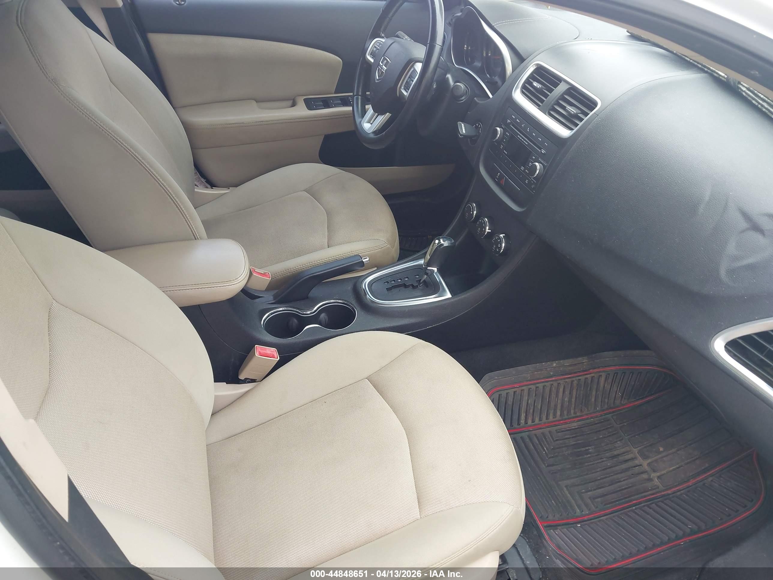 DODGE AVENGER image 5