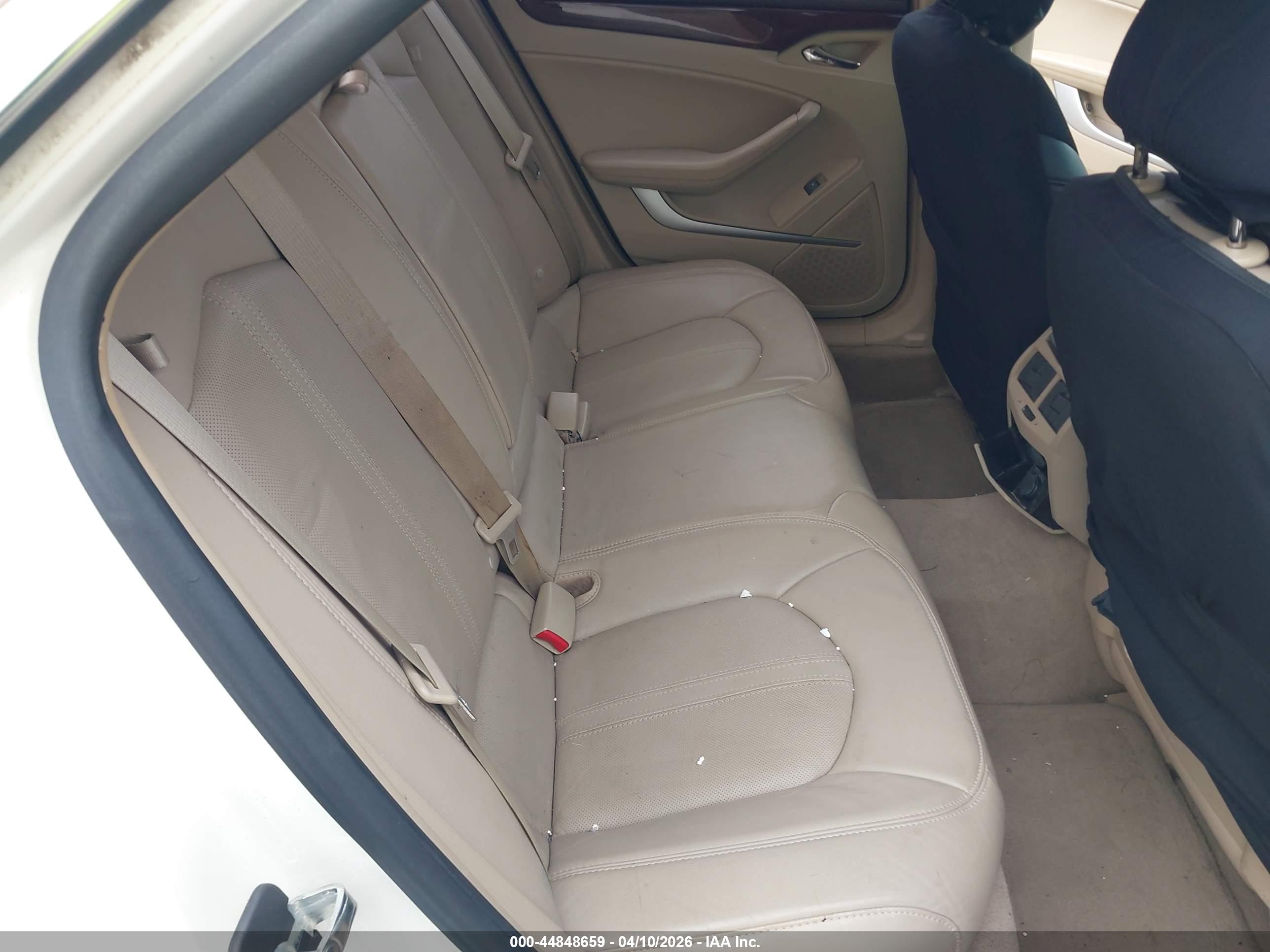 CADILLAC CTS image 8