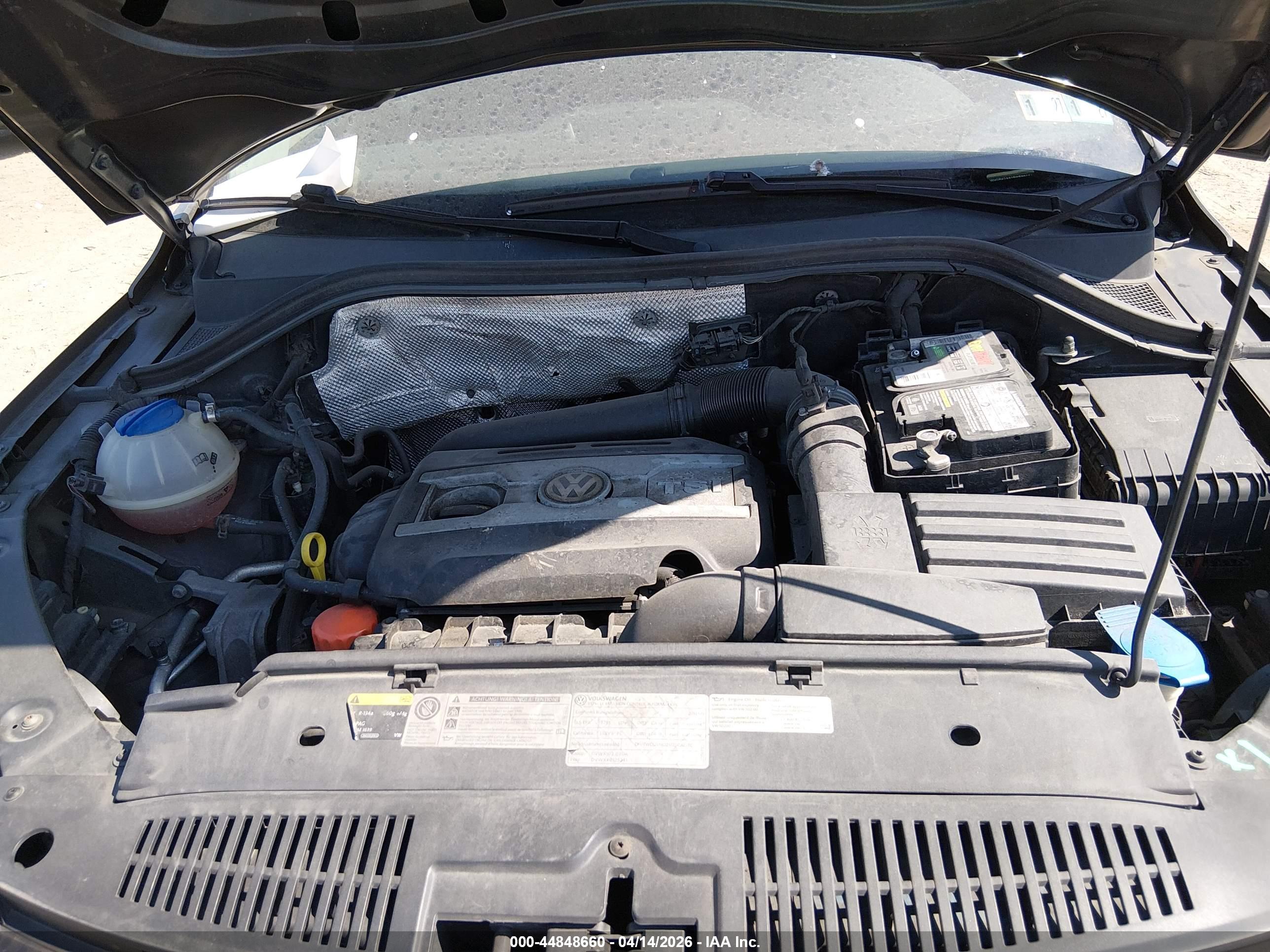 VOLKSWAGEN TIGUAN image 10