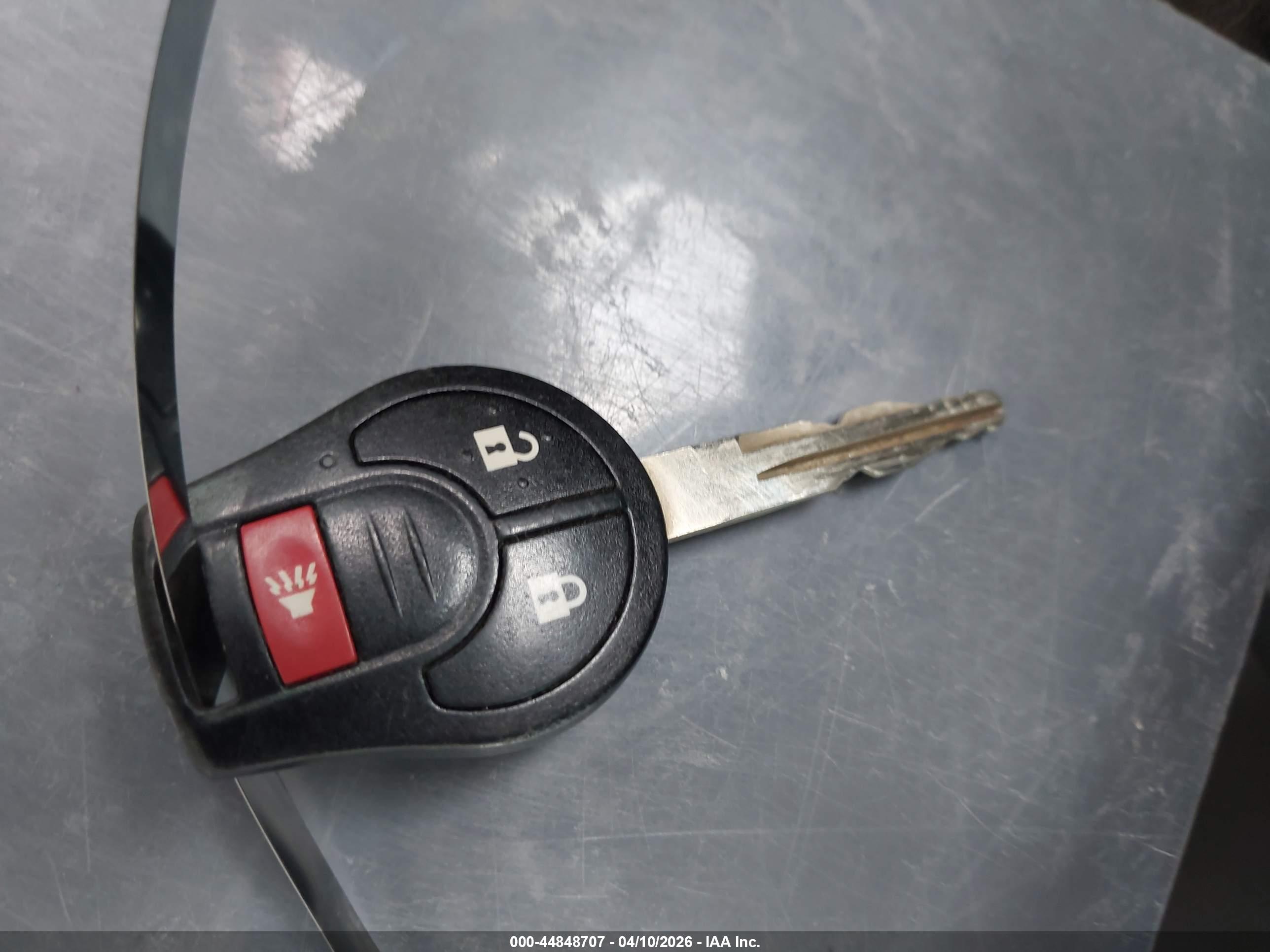 NISSAN ROGUE image 11