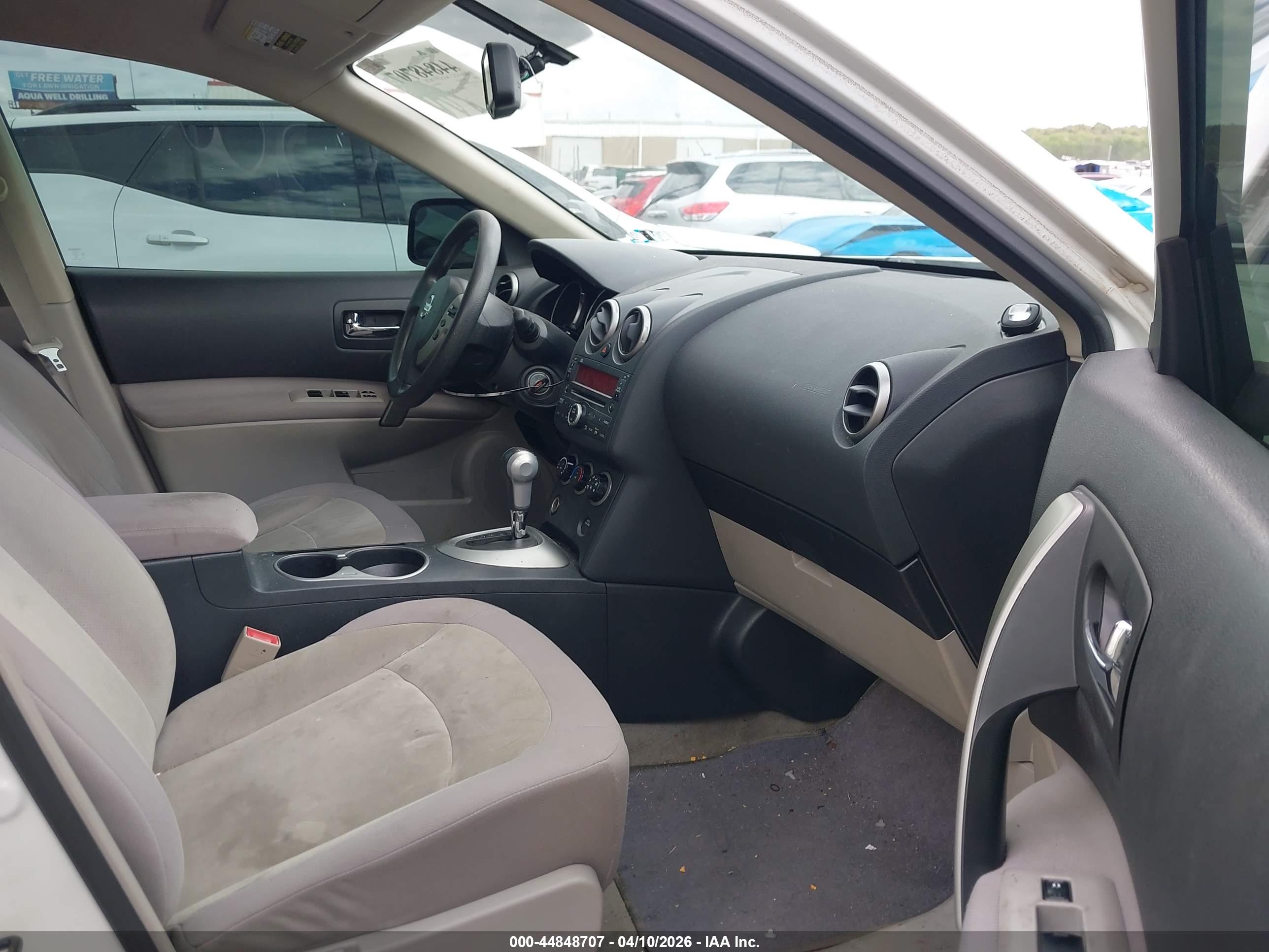 NISSAN ROGUE image 5