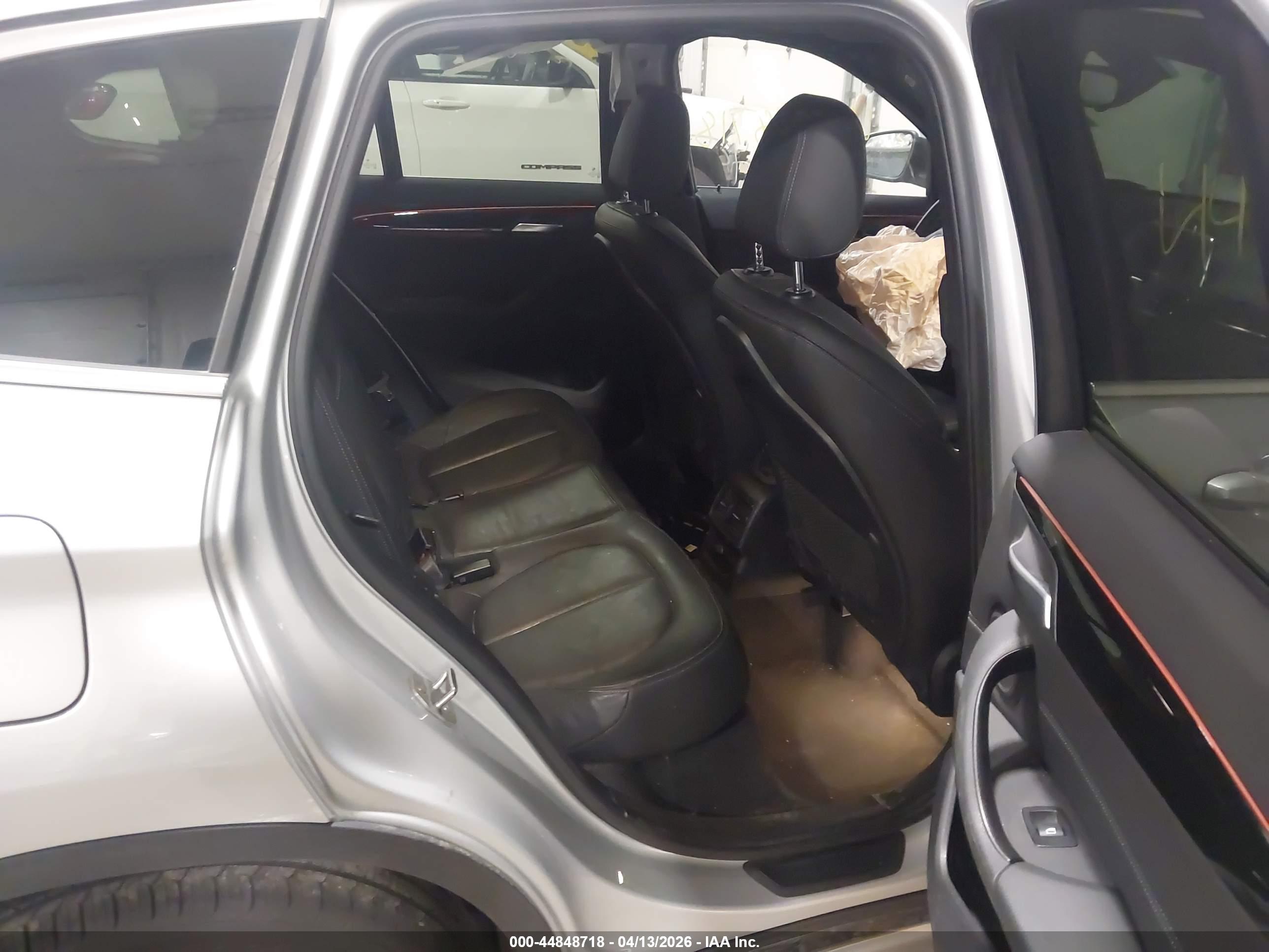 BMW X1 image 8