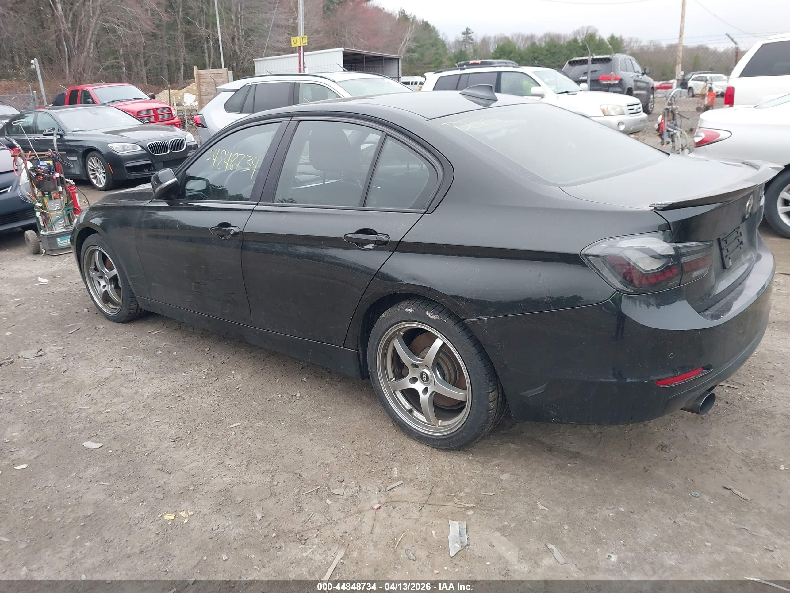BMW 335I image 3
