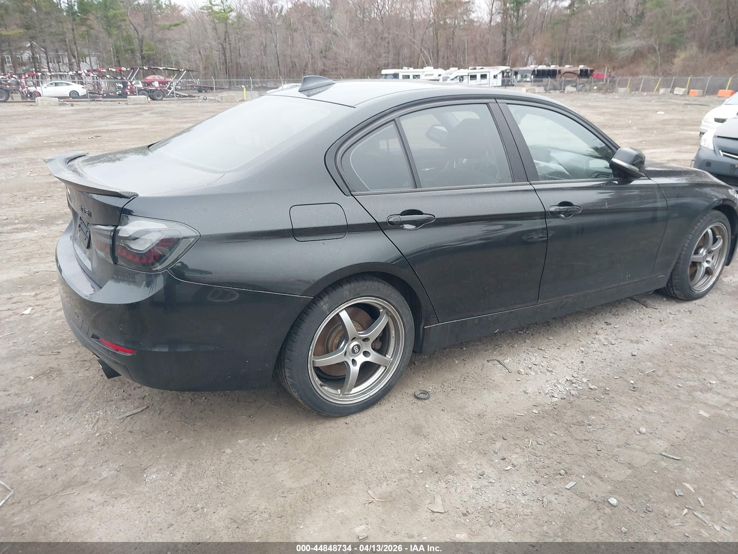 BMW 335I image 4