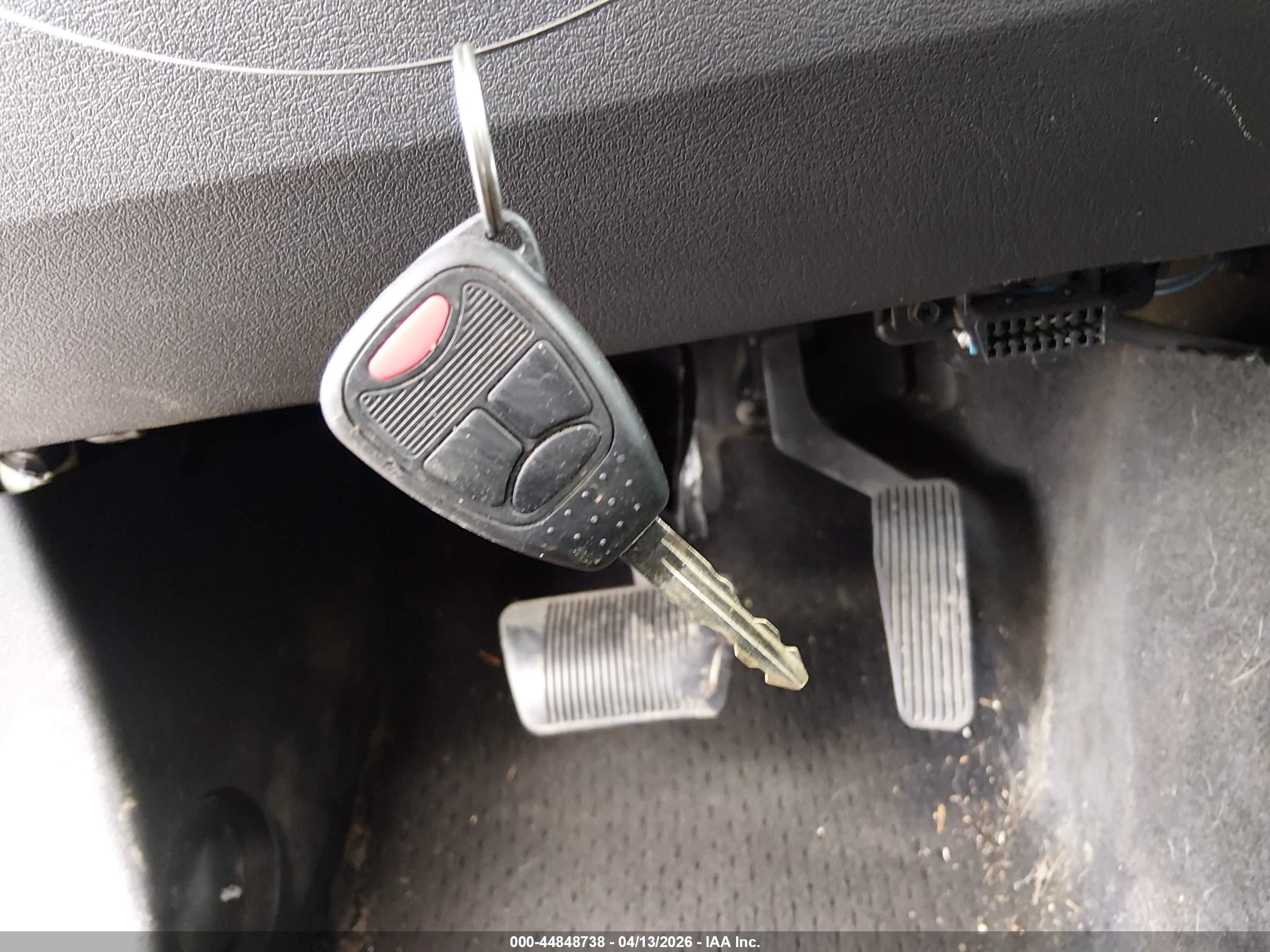 JEEP LIBERTY image 11
