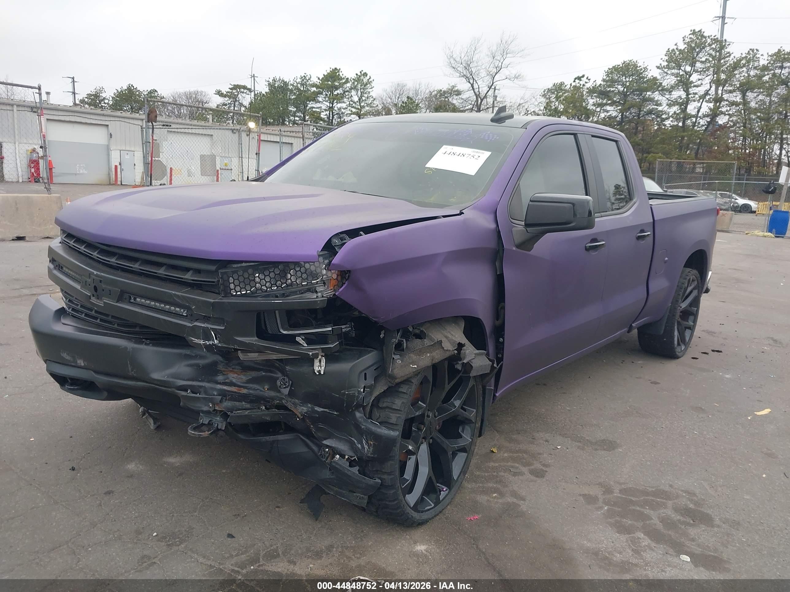 CHEVROLET SILVERADO image 6