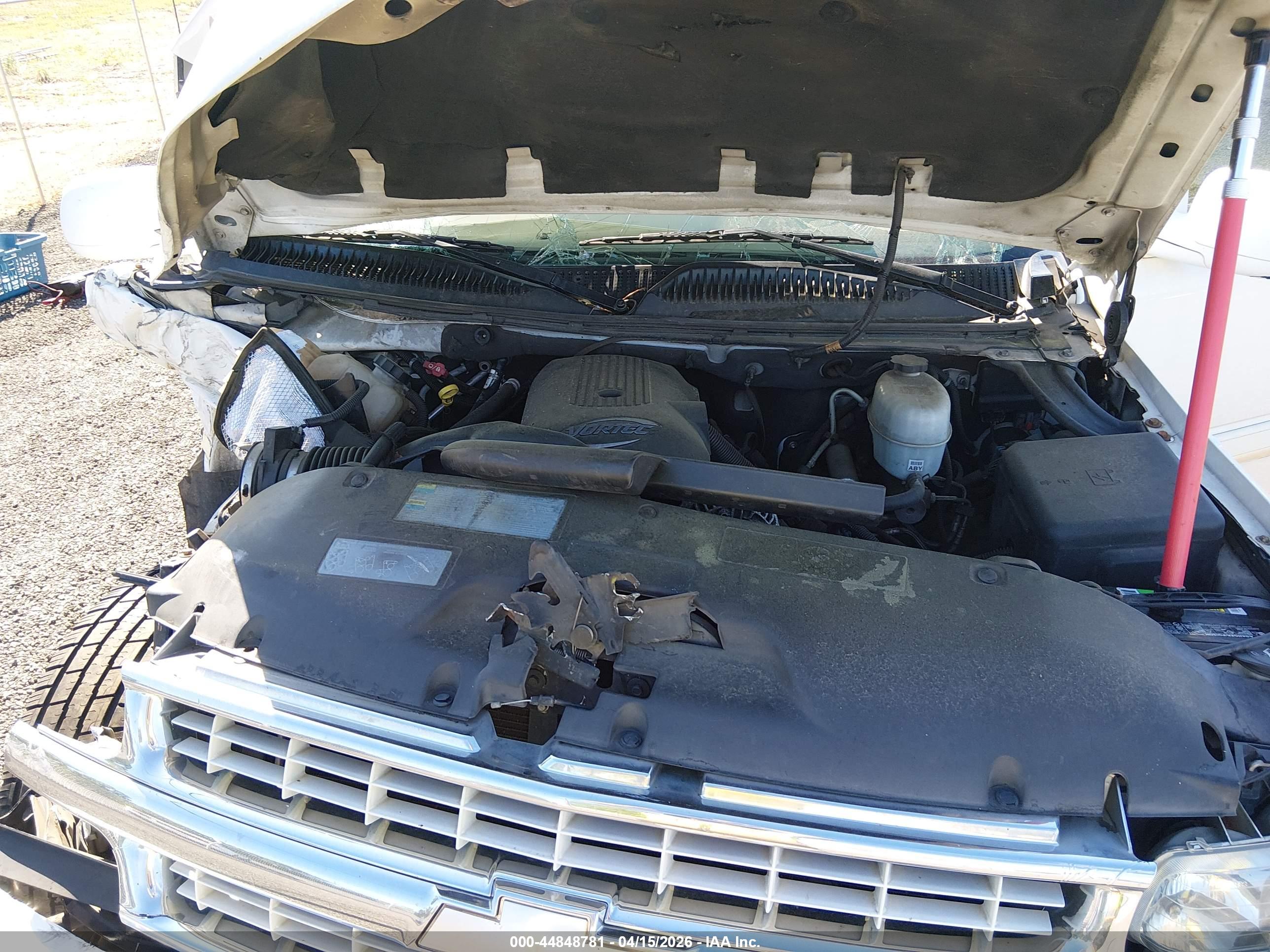CHEVROLET TAHOE image 10