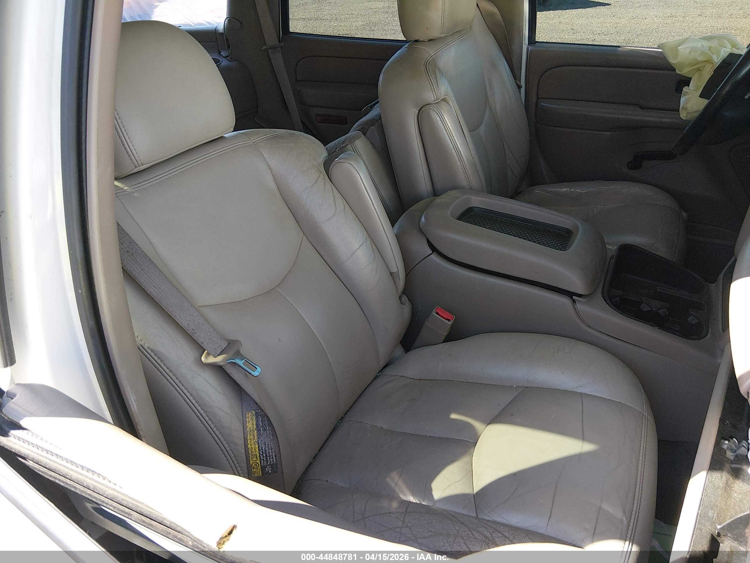 CHEVROLET TAHOE image 5