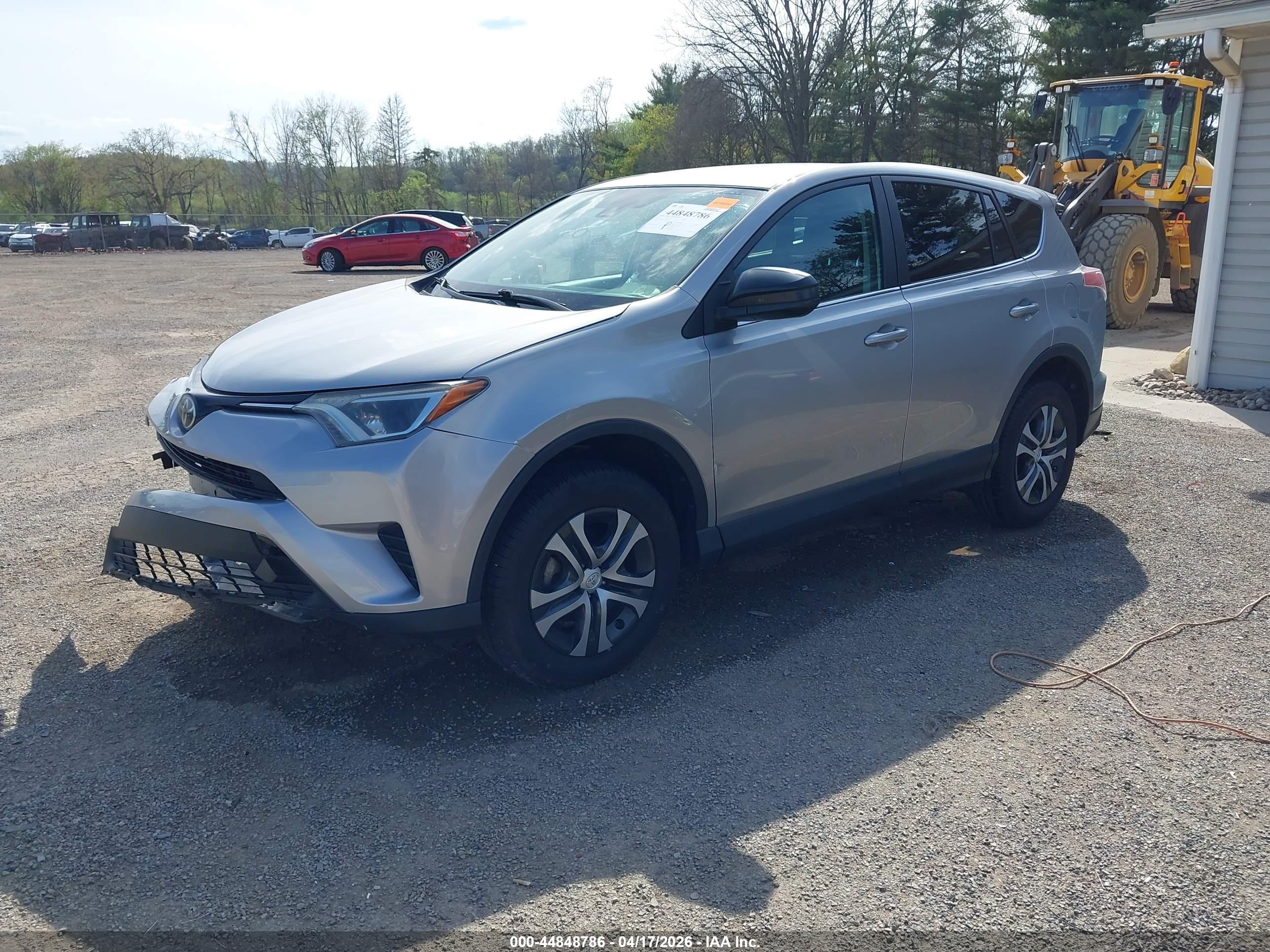 TOYOTA RAV4 image 2