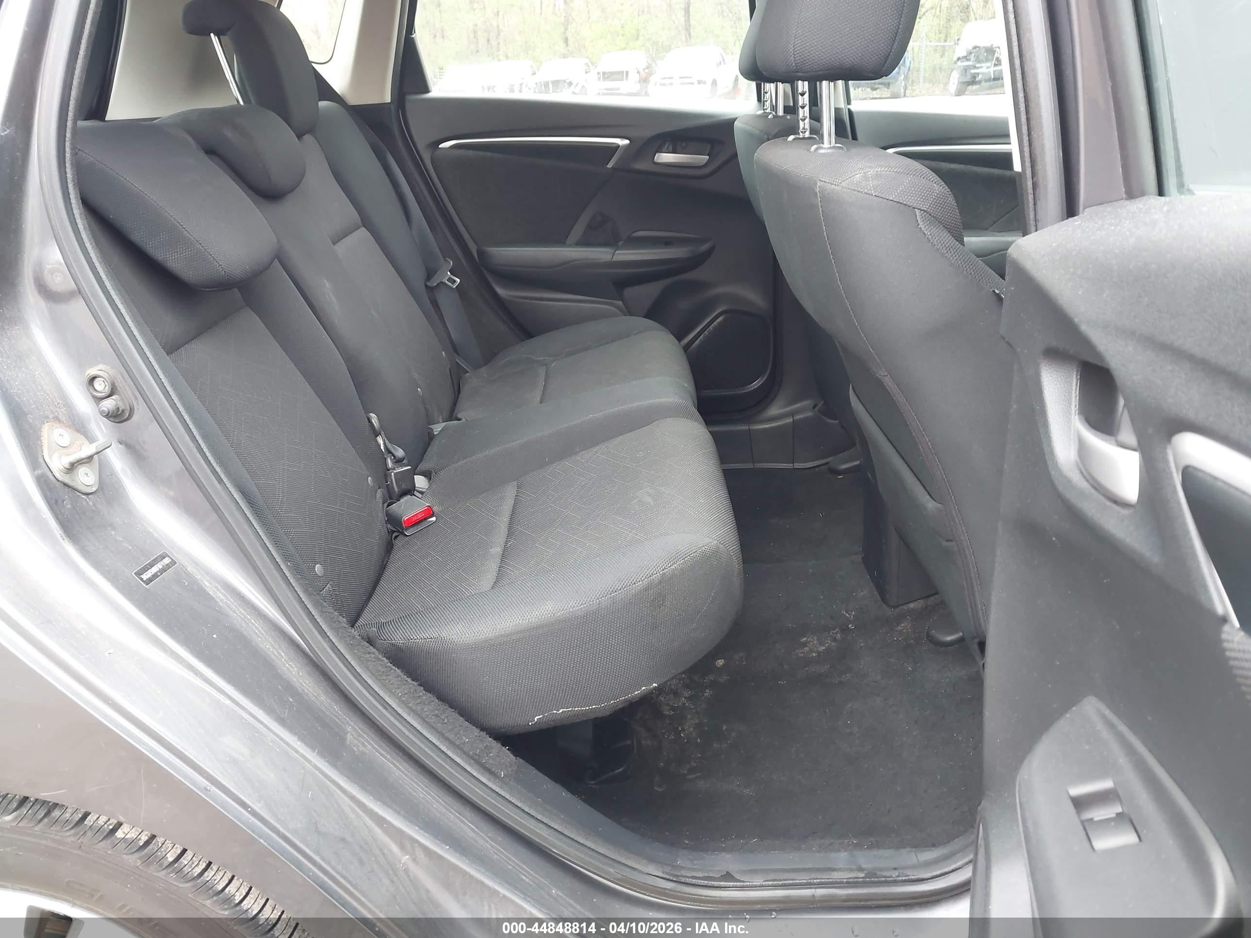 HONDA FIT image 8