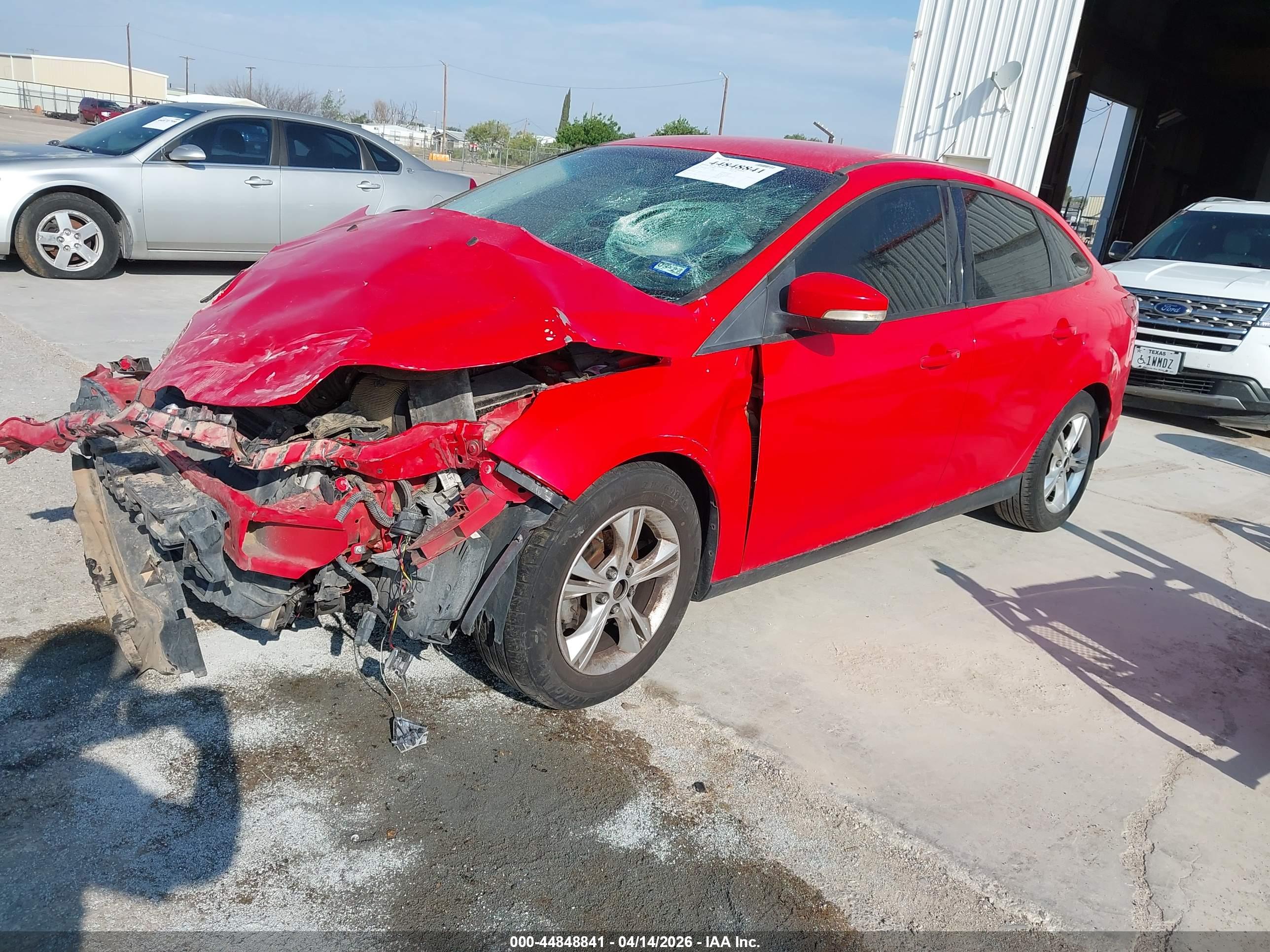 FORD FOCUS image 2